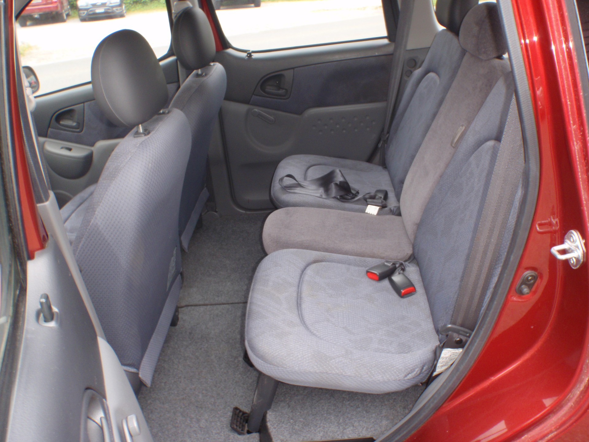 TOYOTA Yaris Verso 1.3 Linea Luna-image-10