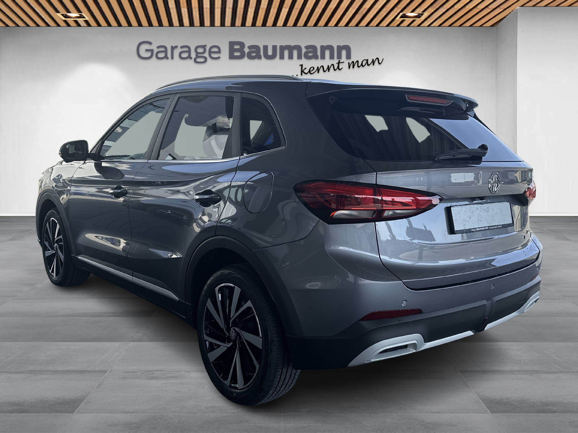 MG ZS 1.5 Hybrid+ Luxury-image-3