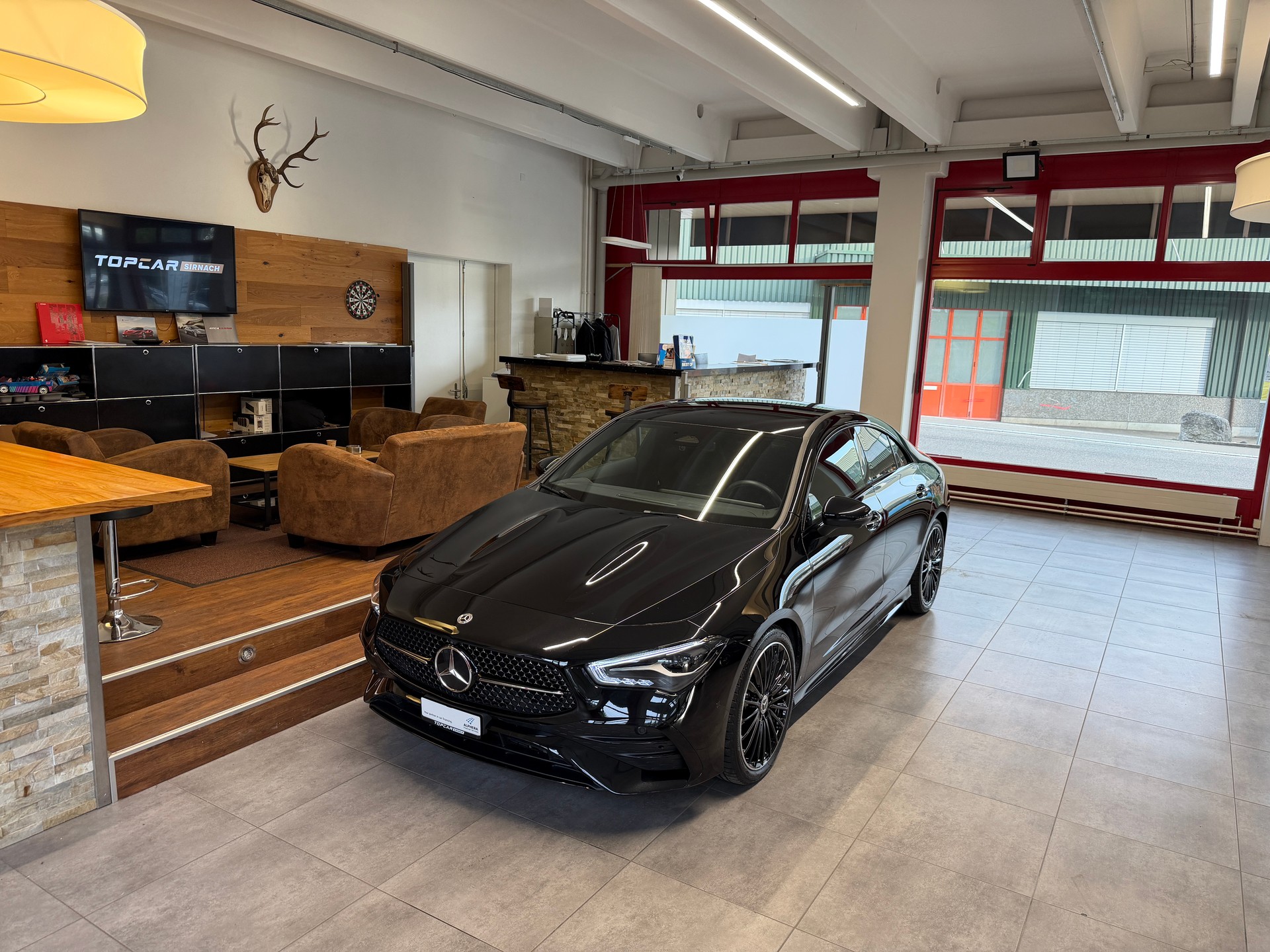 MERCEDES-BENZ CLA 200 7G-DCT AMG Line-image-0