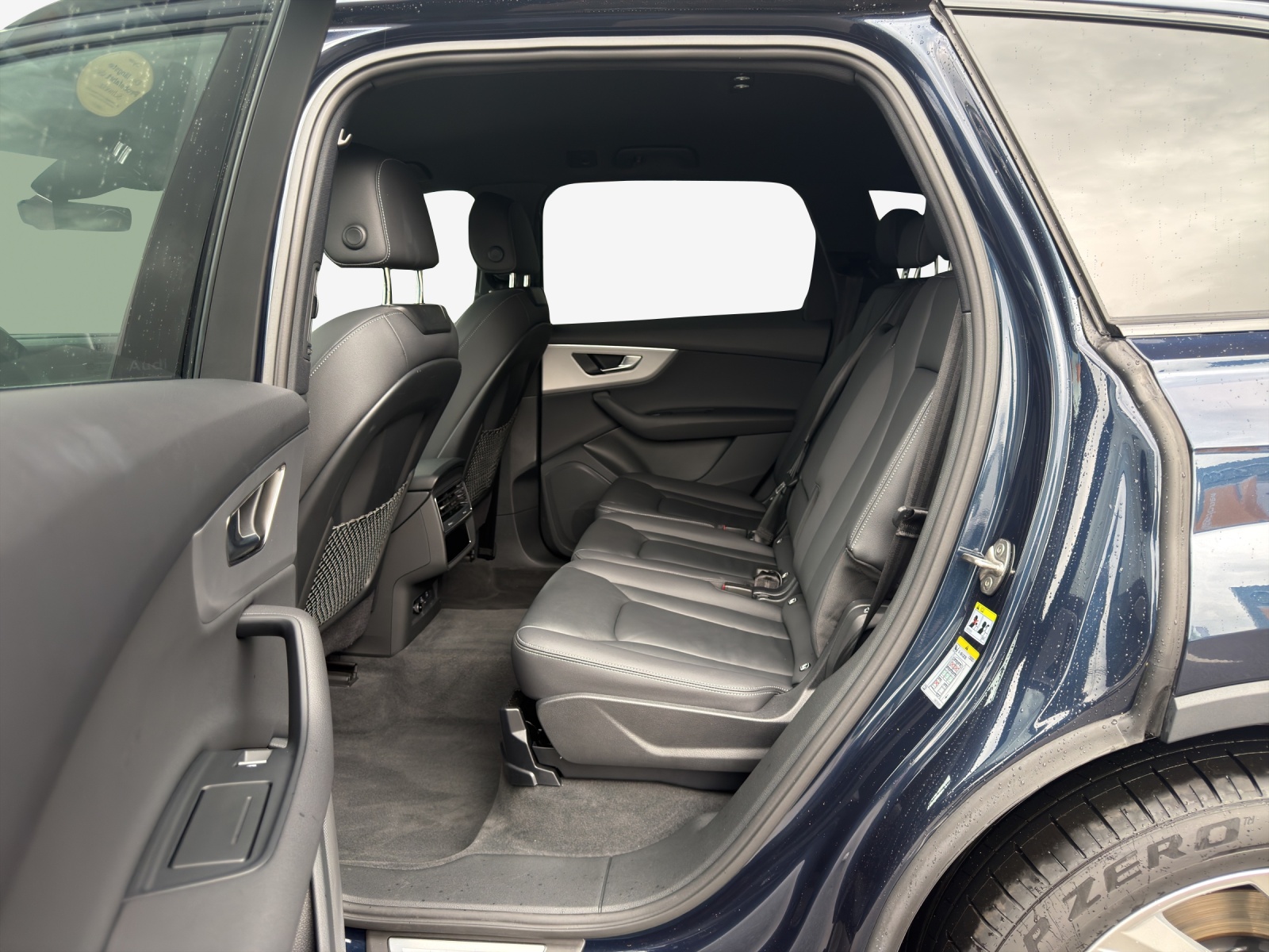 AUDI Q7 45 TDI quattro tiptronic-image-11