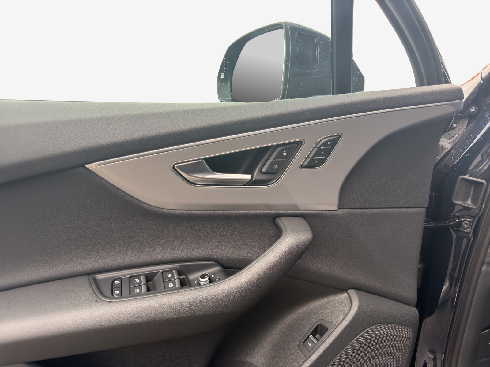AUDI Q7 45 TDI quattro tiptronic-image-15