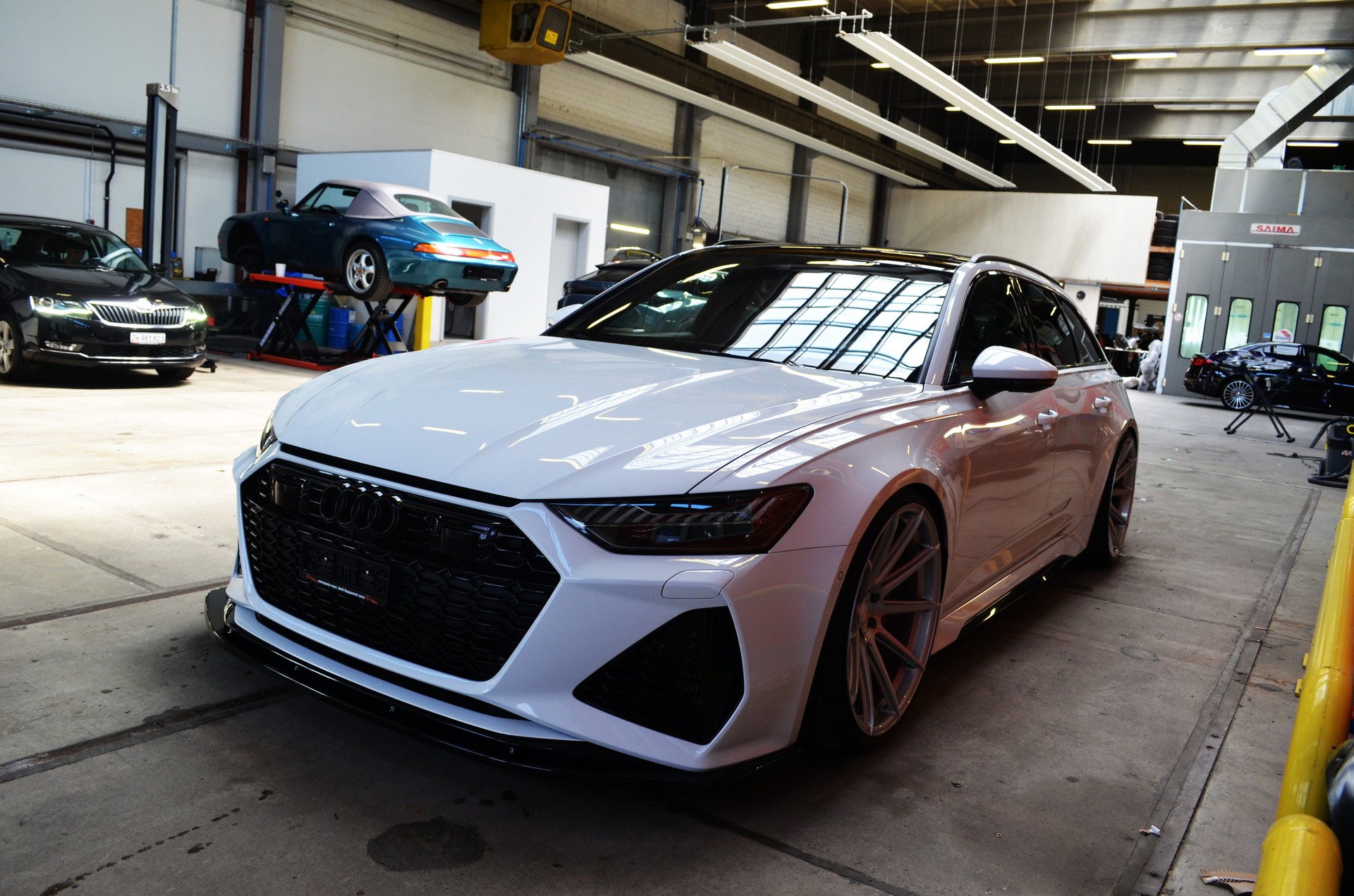 AUDI RS6 Avant 4.0 TFSI V8 quattro-image-2