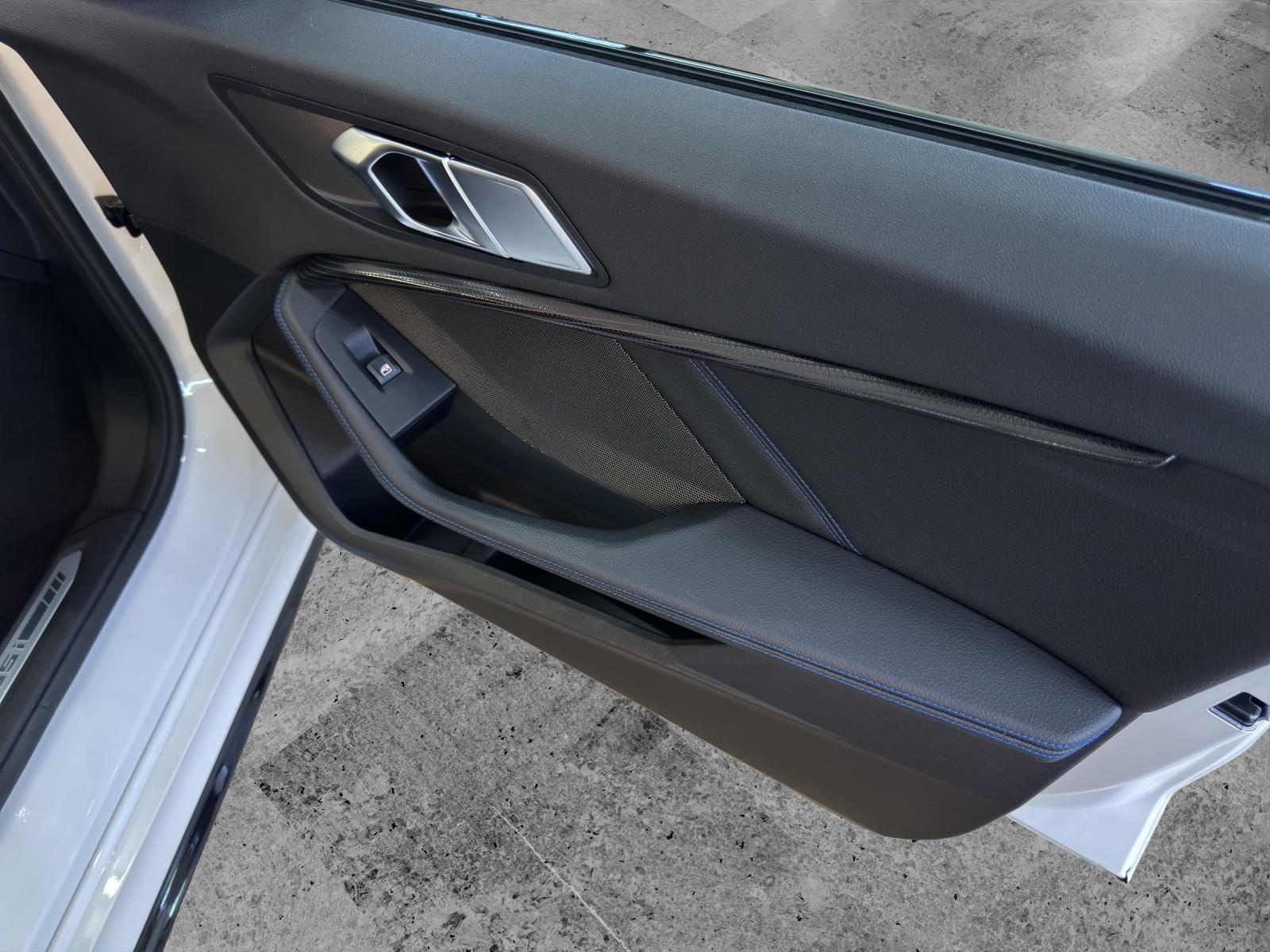 BMW M135i xDrive-image-15