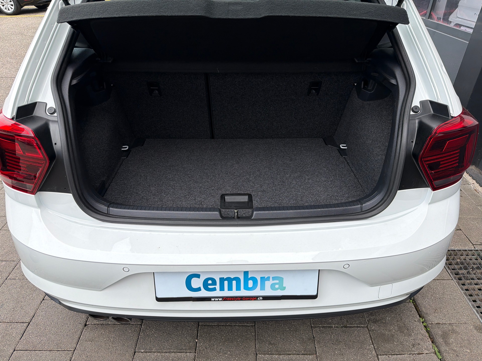 VW Polo 2.0 TSI GTI DSG-image-4