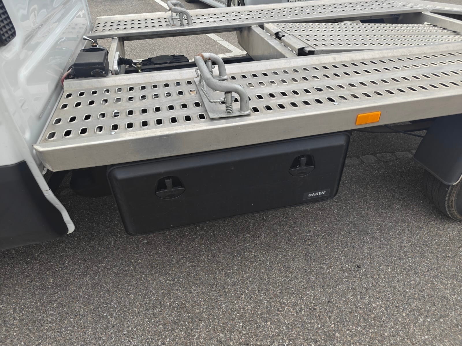 IVECO 35 S 18-image-14
