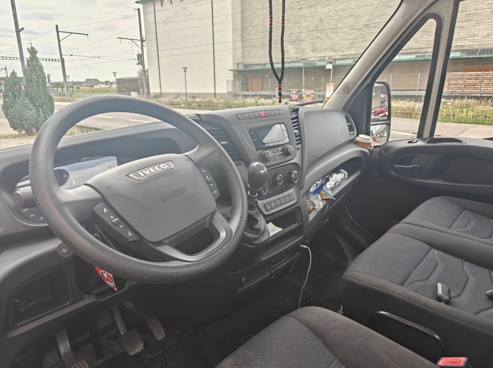 IVECO 35 S 18-image-16