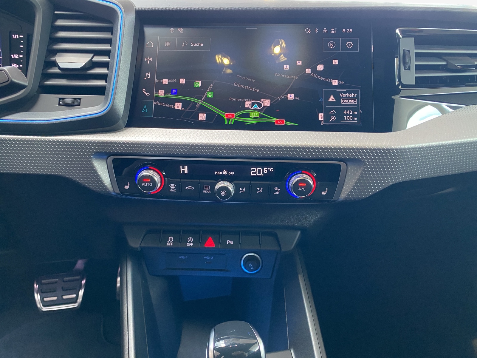 AUDI A1 Sportback 30 TFSI S Line Attraction S-tronic-image-10