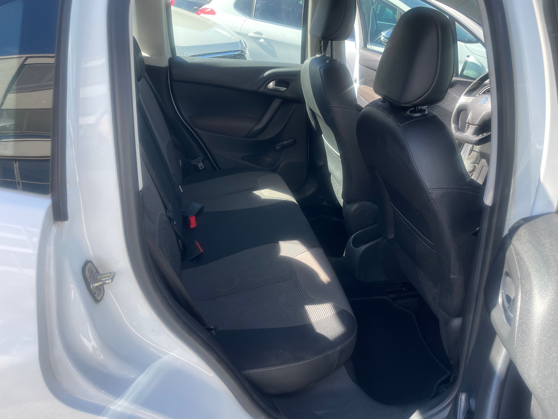 CITROEN C3 1.2i Séduction-image-12