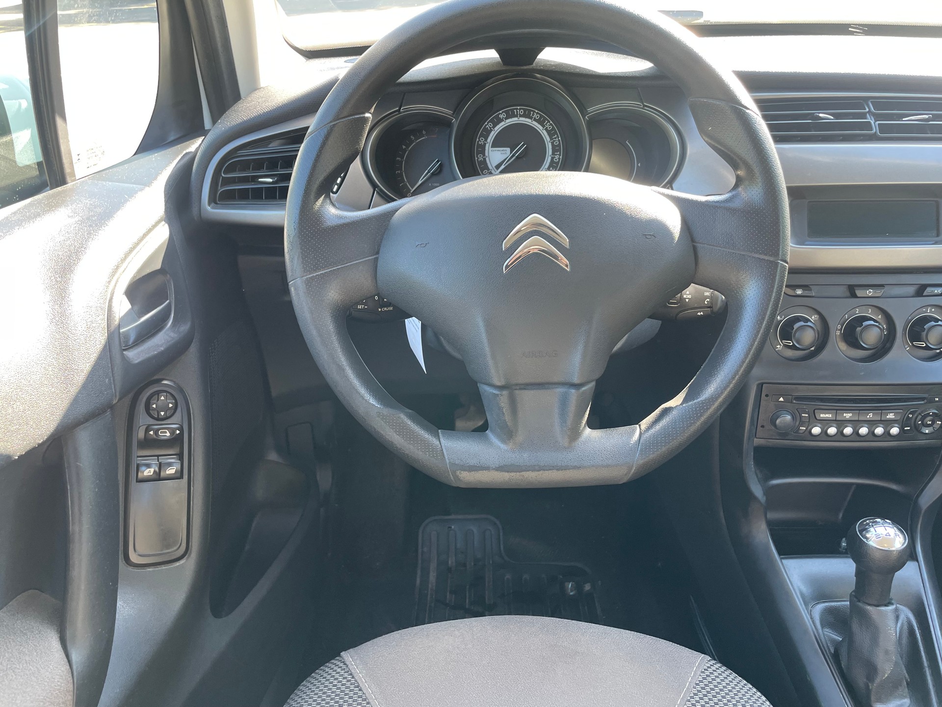 CITROEN C3 1.2i Séduction-image-9
