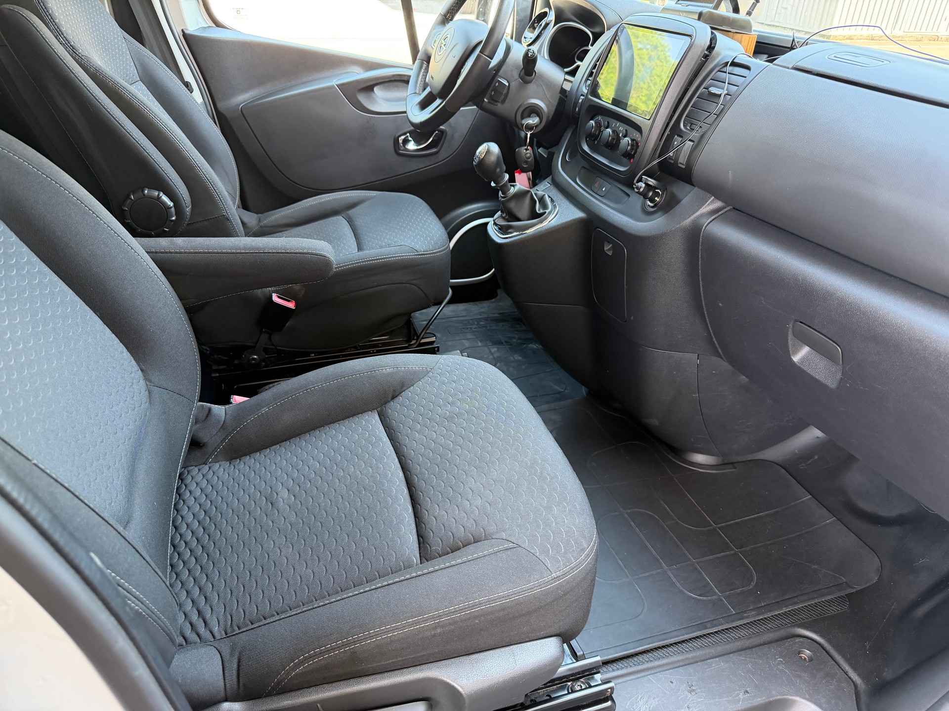 OPEL Vivaro 1.6 BiTurbo CDTI ecoFLEX 2.7t L1H1-image-8