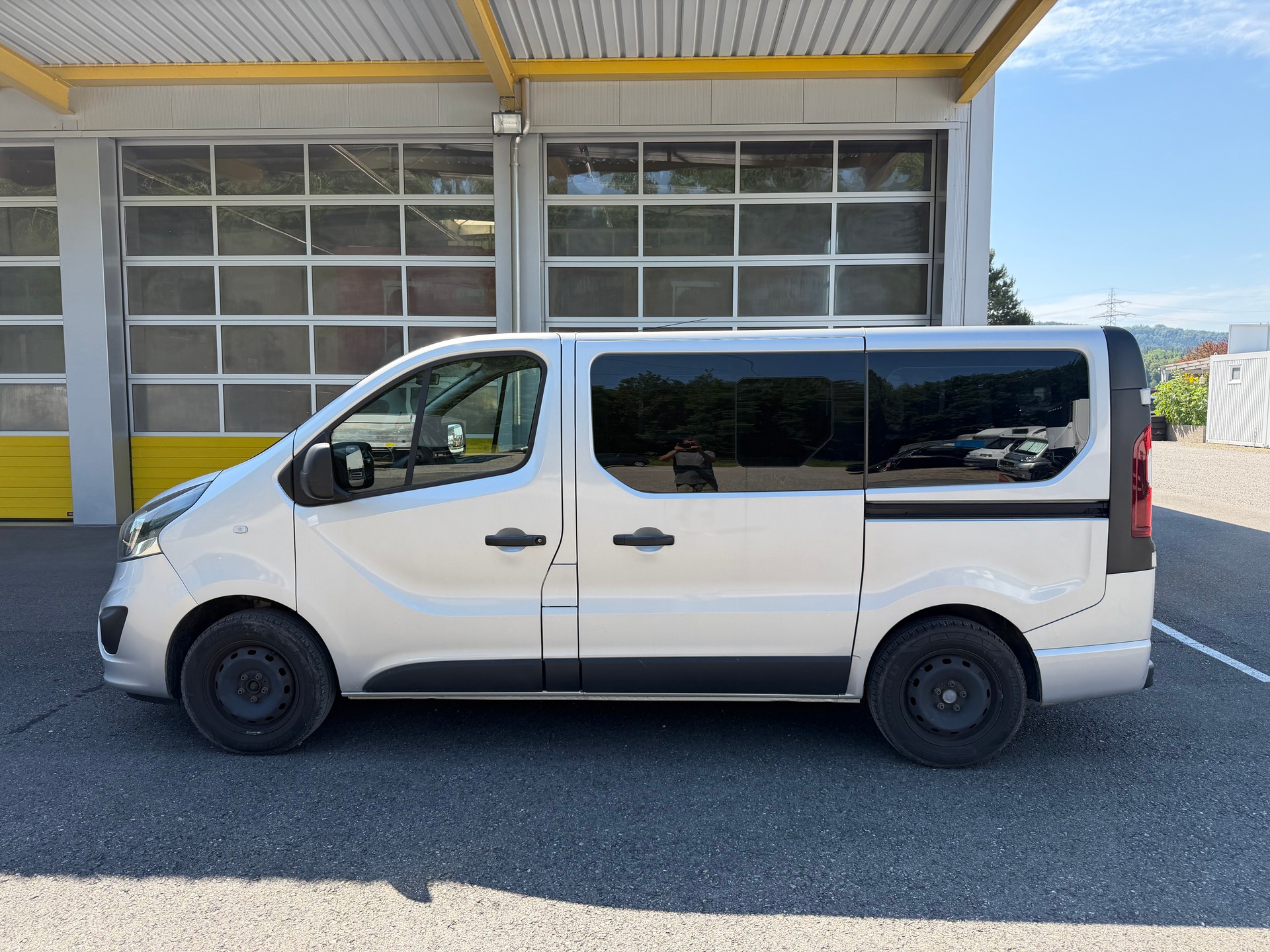 OPEL Vivaro 1.6 BiTurbo CDTI ecoFLEX 2.7t L1H1-image-5