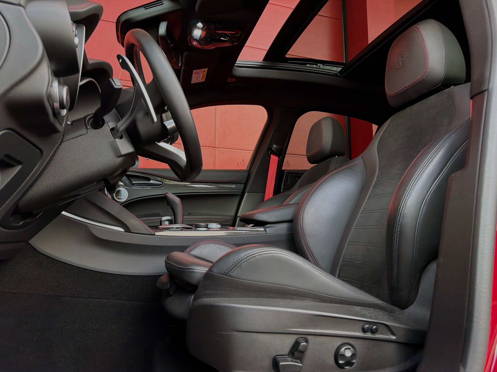 ALFA ROMEO Stelvio 2.9 V6 Quadrifoglio Q4 Automatic *AKRAPOVIC*-image-12