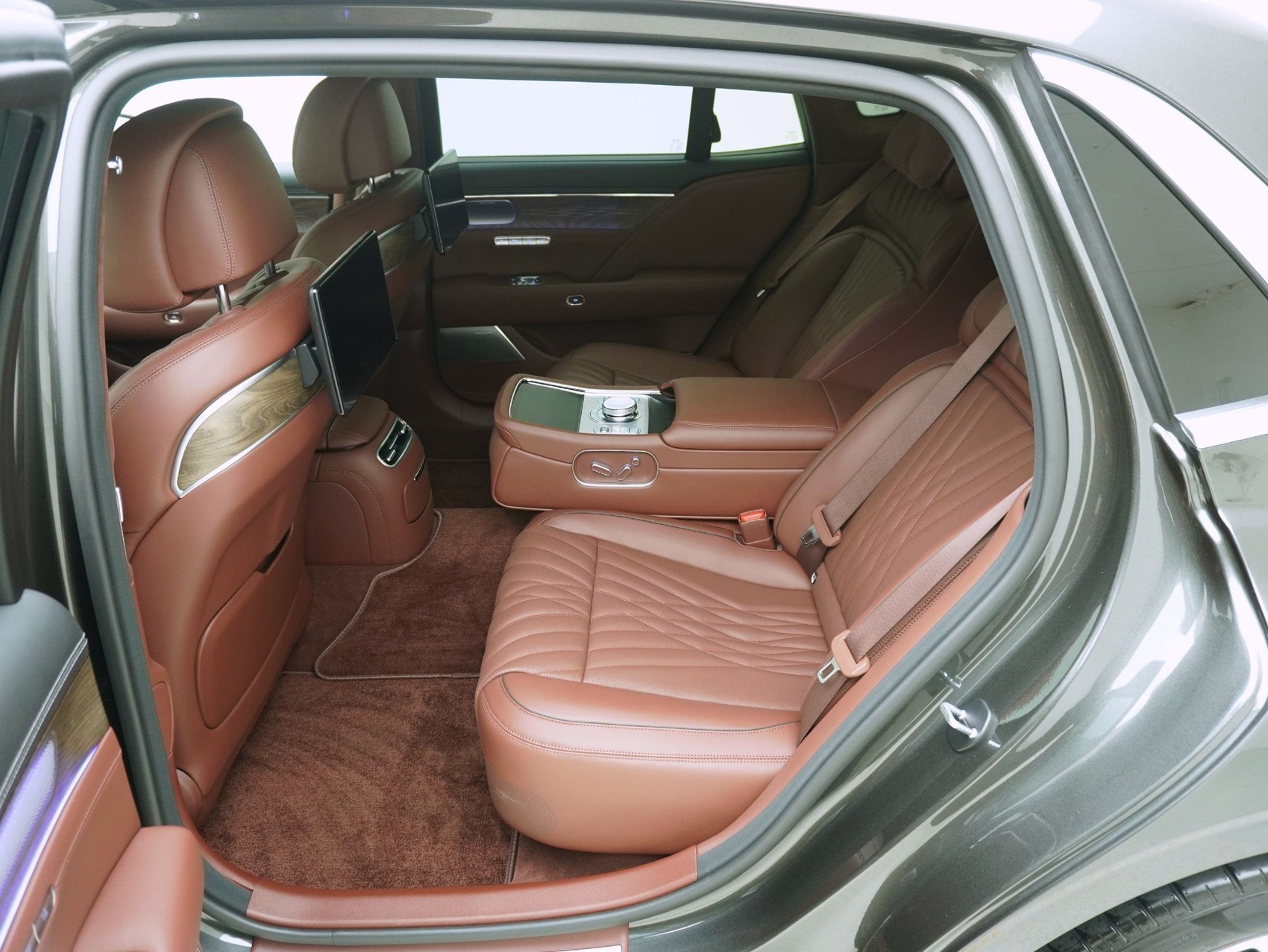 GENESIS G90 3.5T Luxury Plus AWD **Neuwertiger Vorführer**-image-11