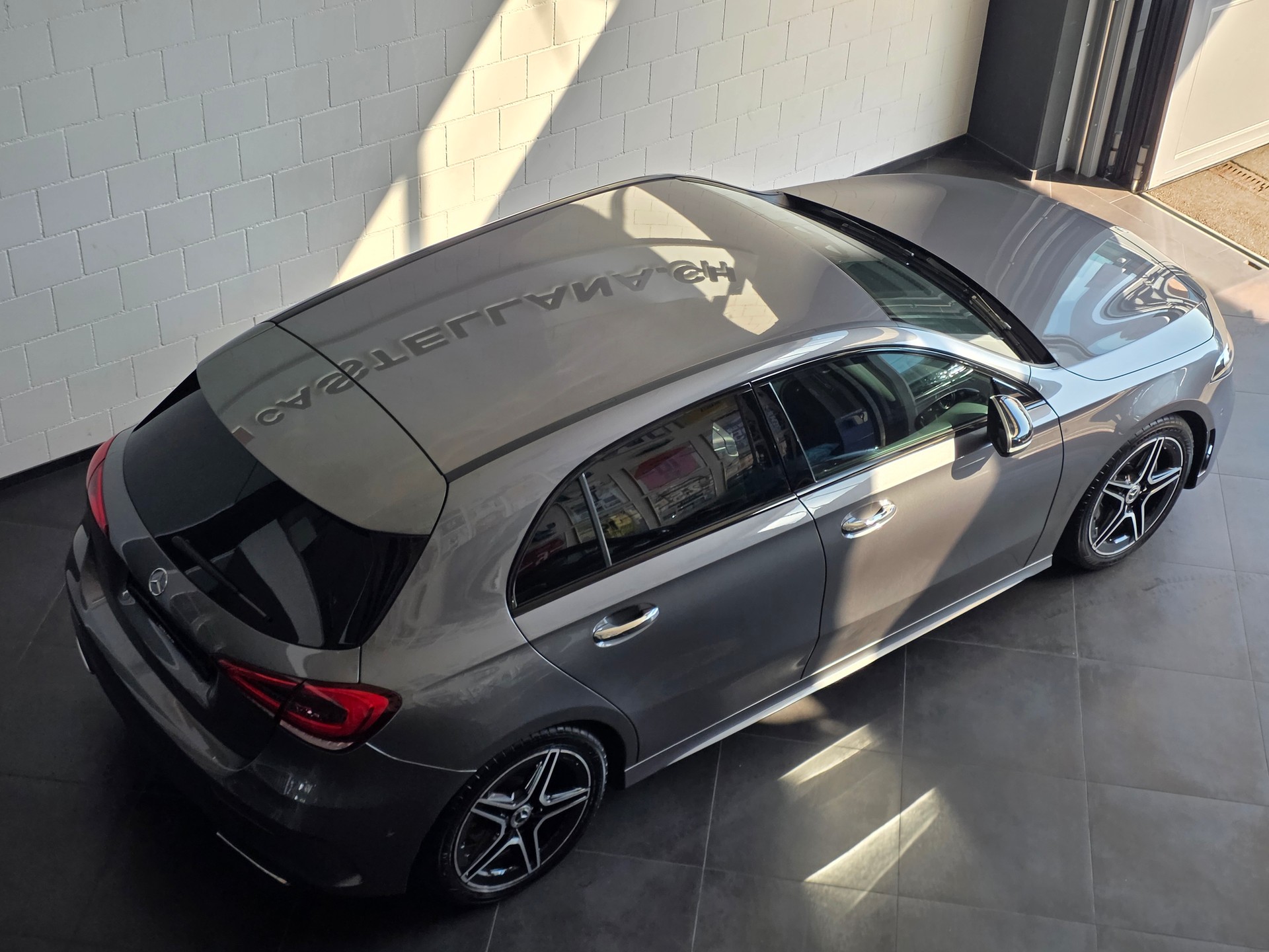 MERCEDES-BENZ A 200 AMG Line-image-24