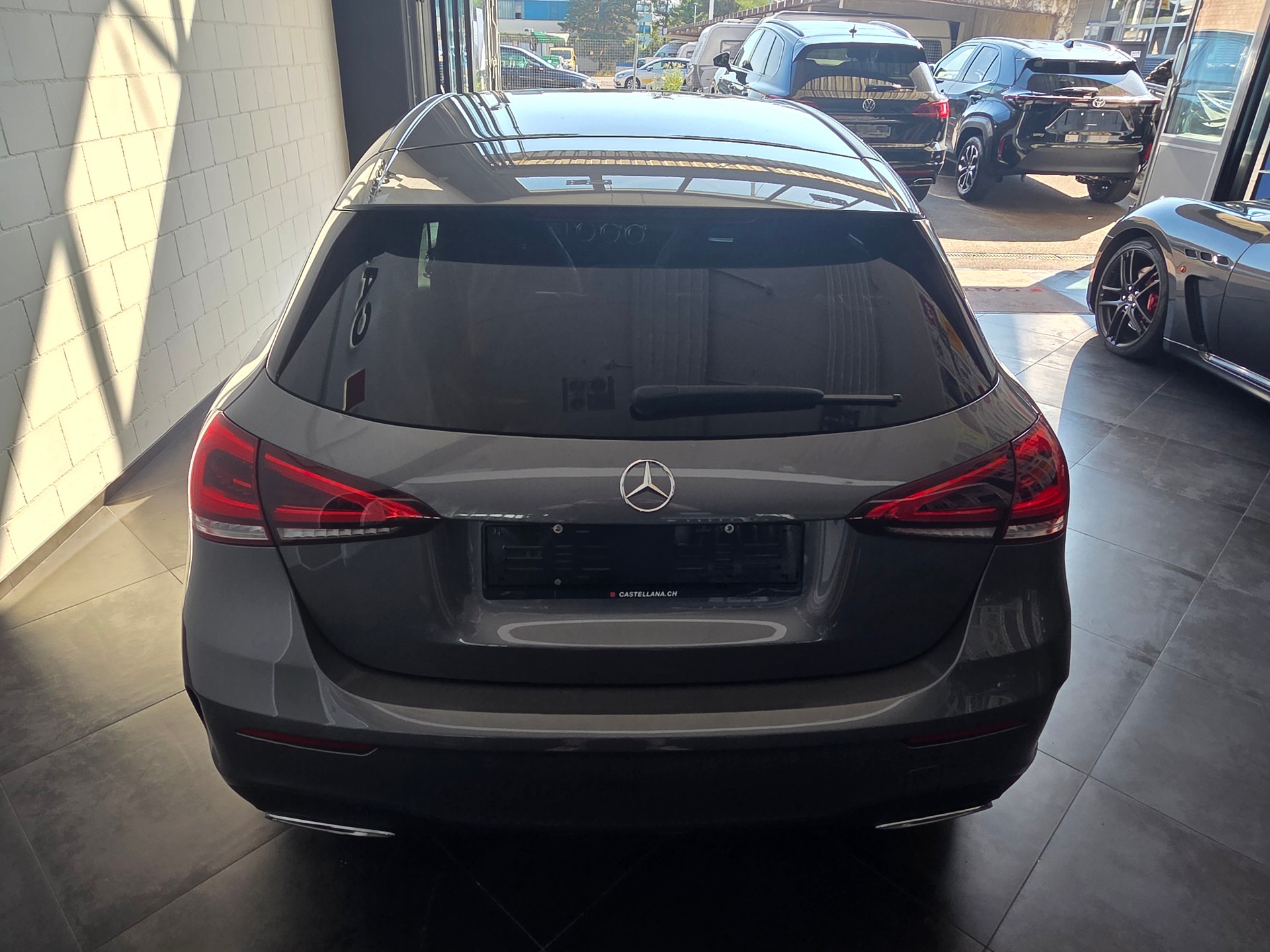 MERCEDES-BENZ A 200 AMG Line-image-4
