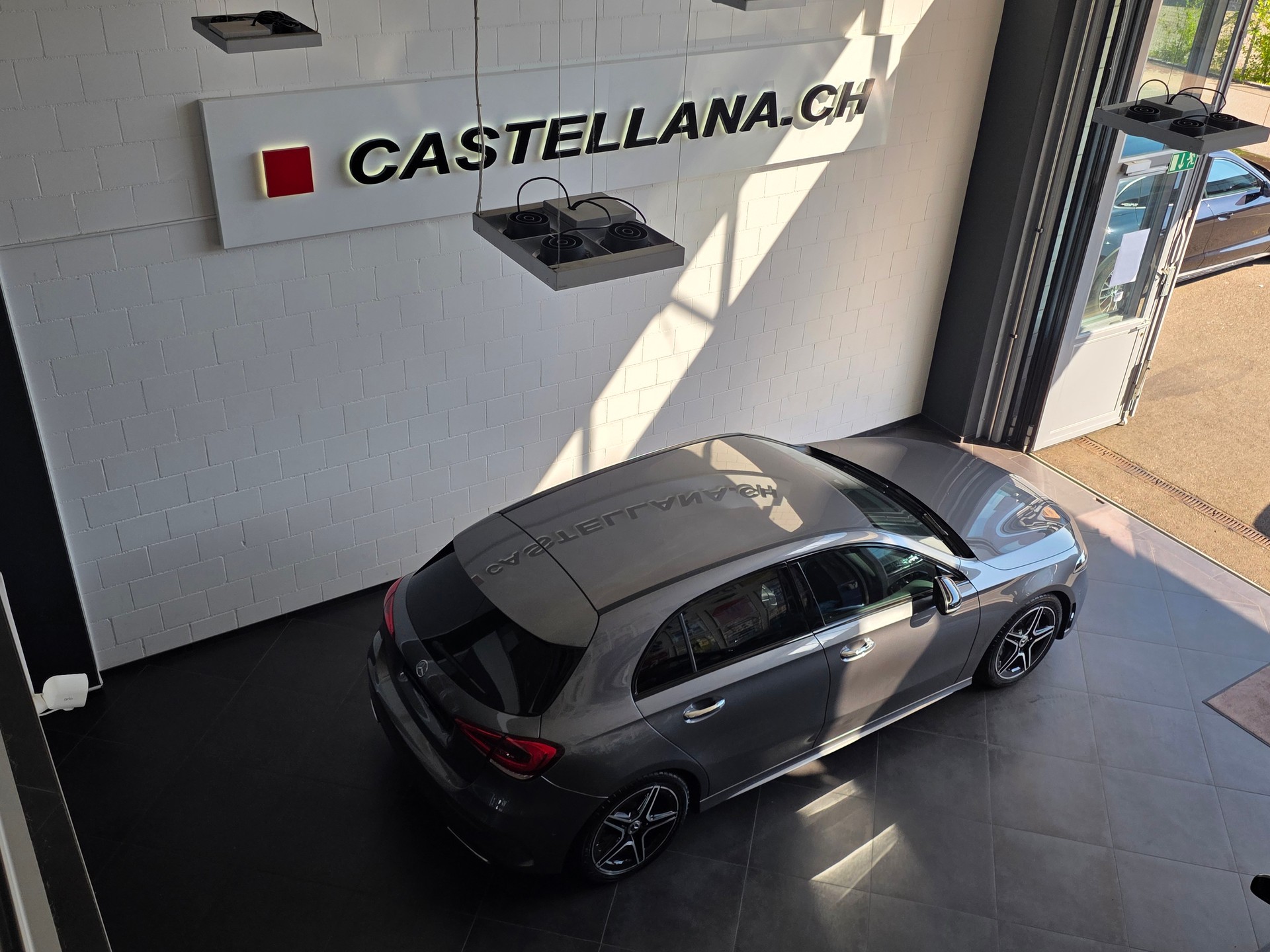 MERCEDES-BENZ A 200 AMG Line-image-25