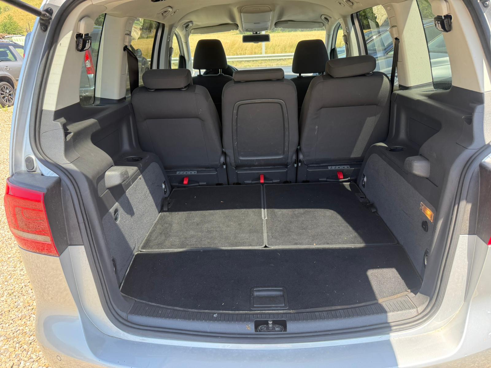 VW Touran 1.4 TSI Trendline-image-7