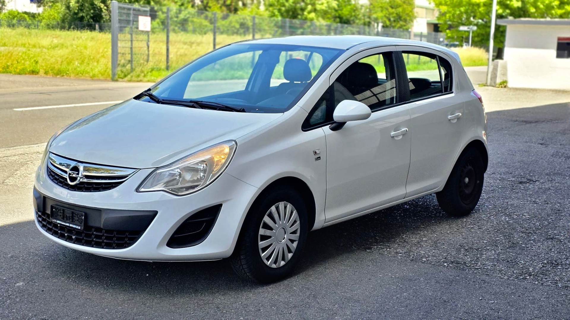 OPEL Corsa 1.4 TP Active Edition Automatic-image-1