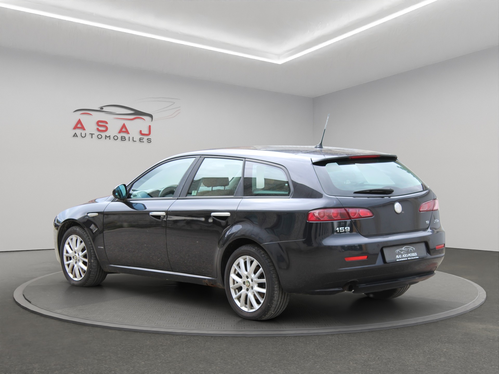 ALFA ROMEO 159 Sportwagon 1.9 JTD TI Q-Tronic-image-2