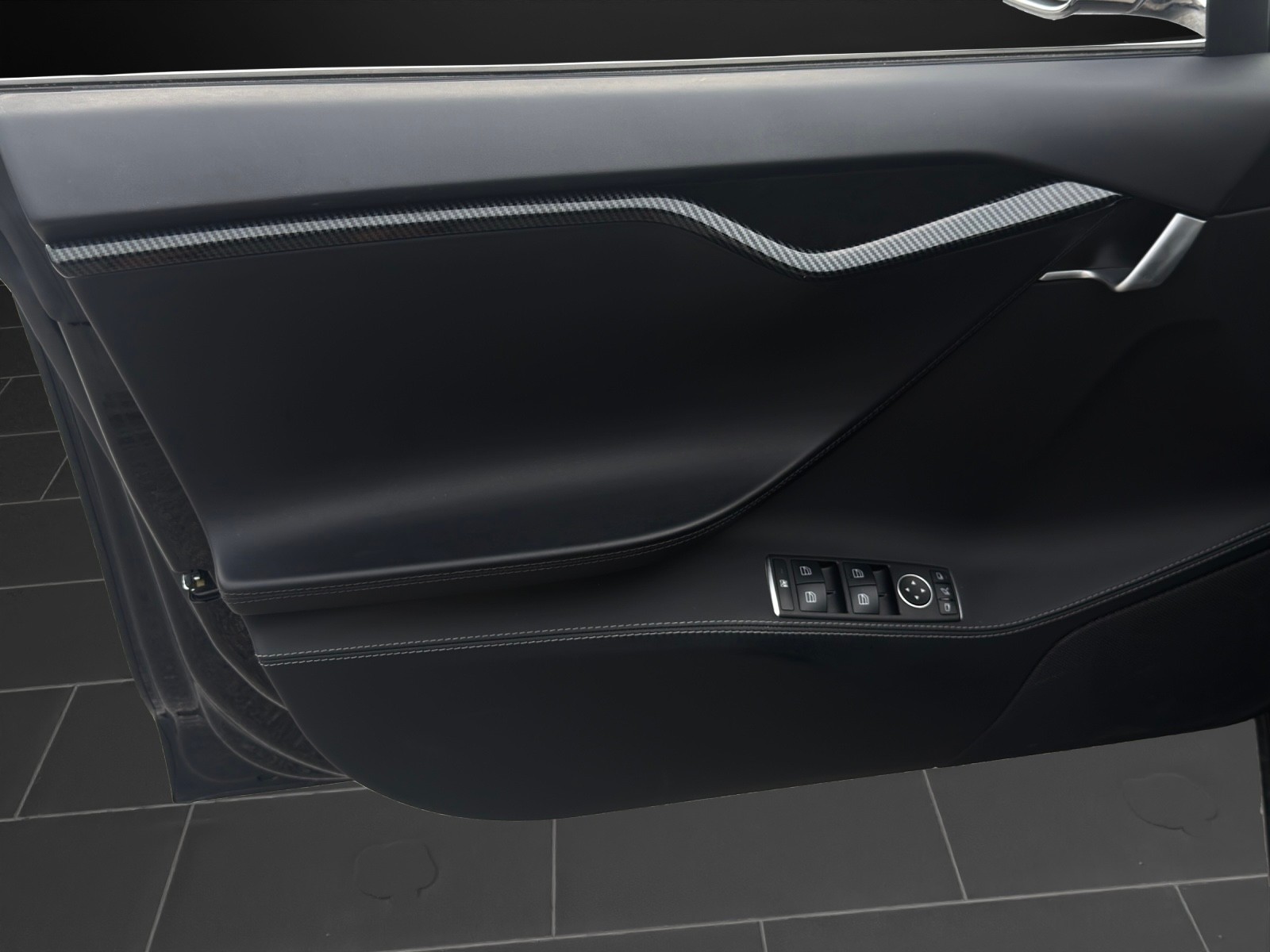 TESLA Model S Ludicrous Performance 4x4 mit 795 PS-image-13