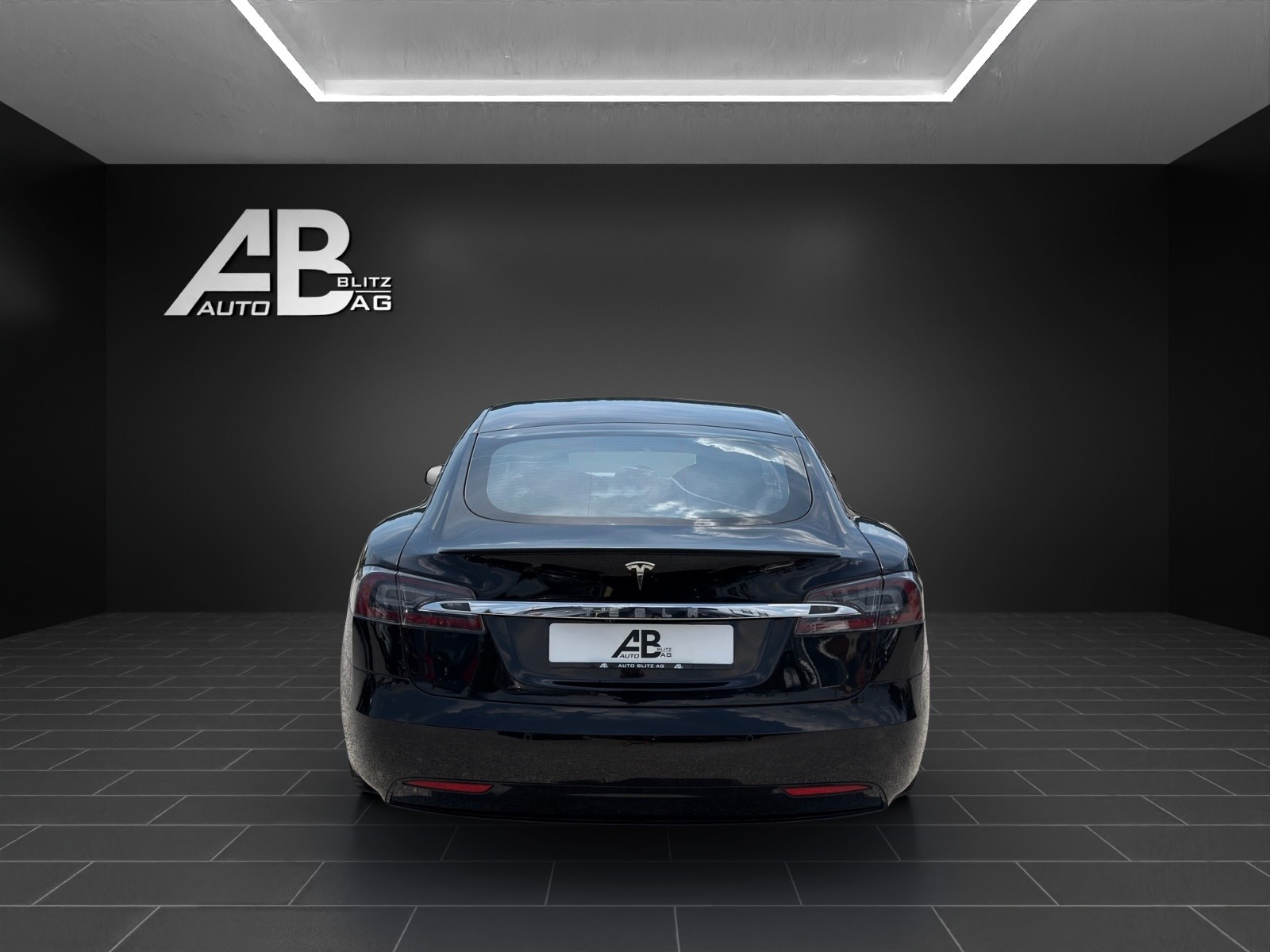 TESLA Model S Ludicrous Performance 4x4 mit 795 PS-image-3