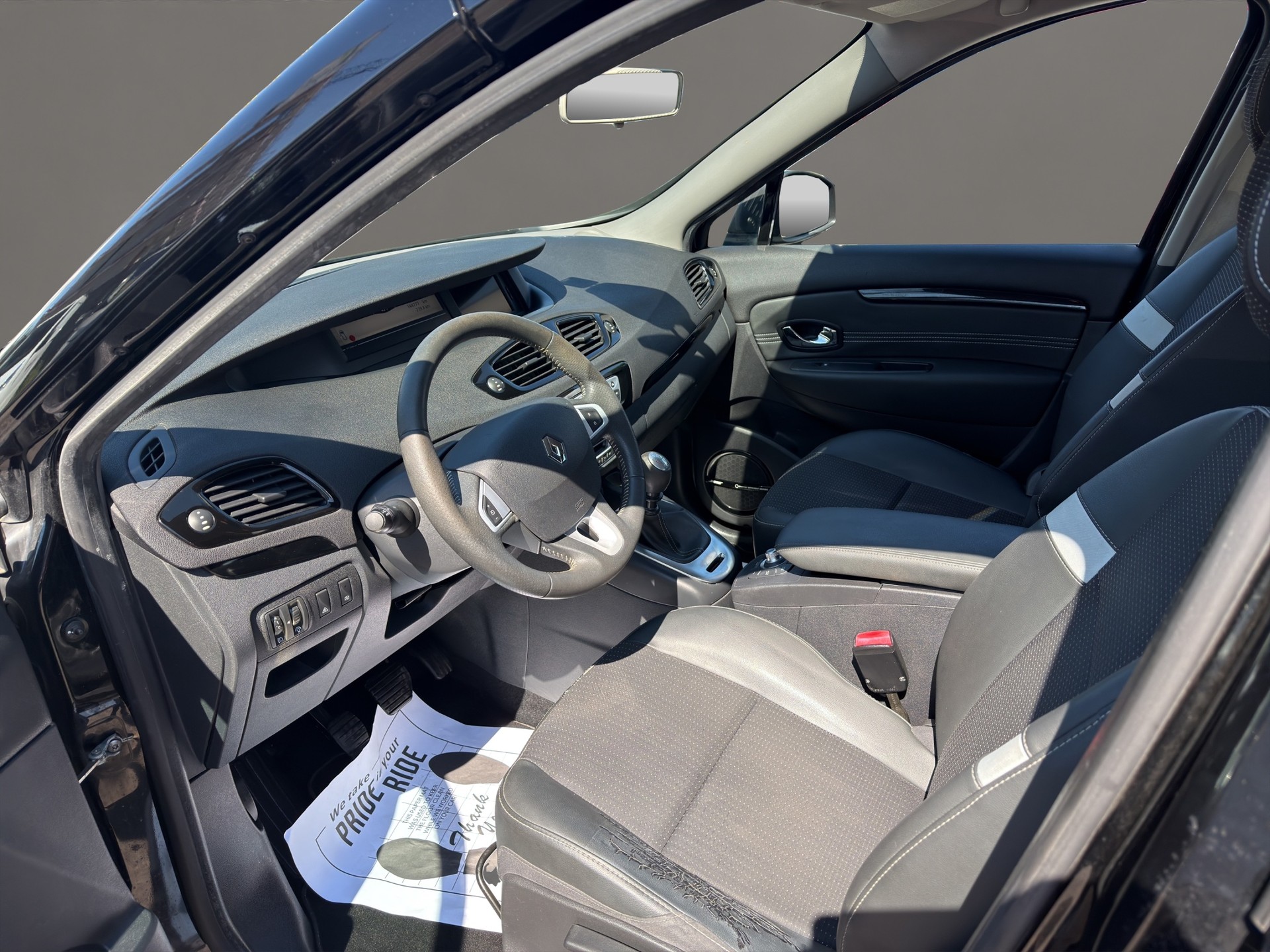 RENAULT Scénic 1.6 dCi Bose-image-10