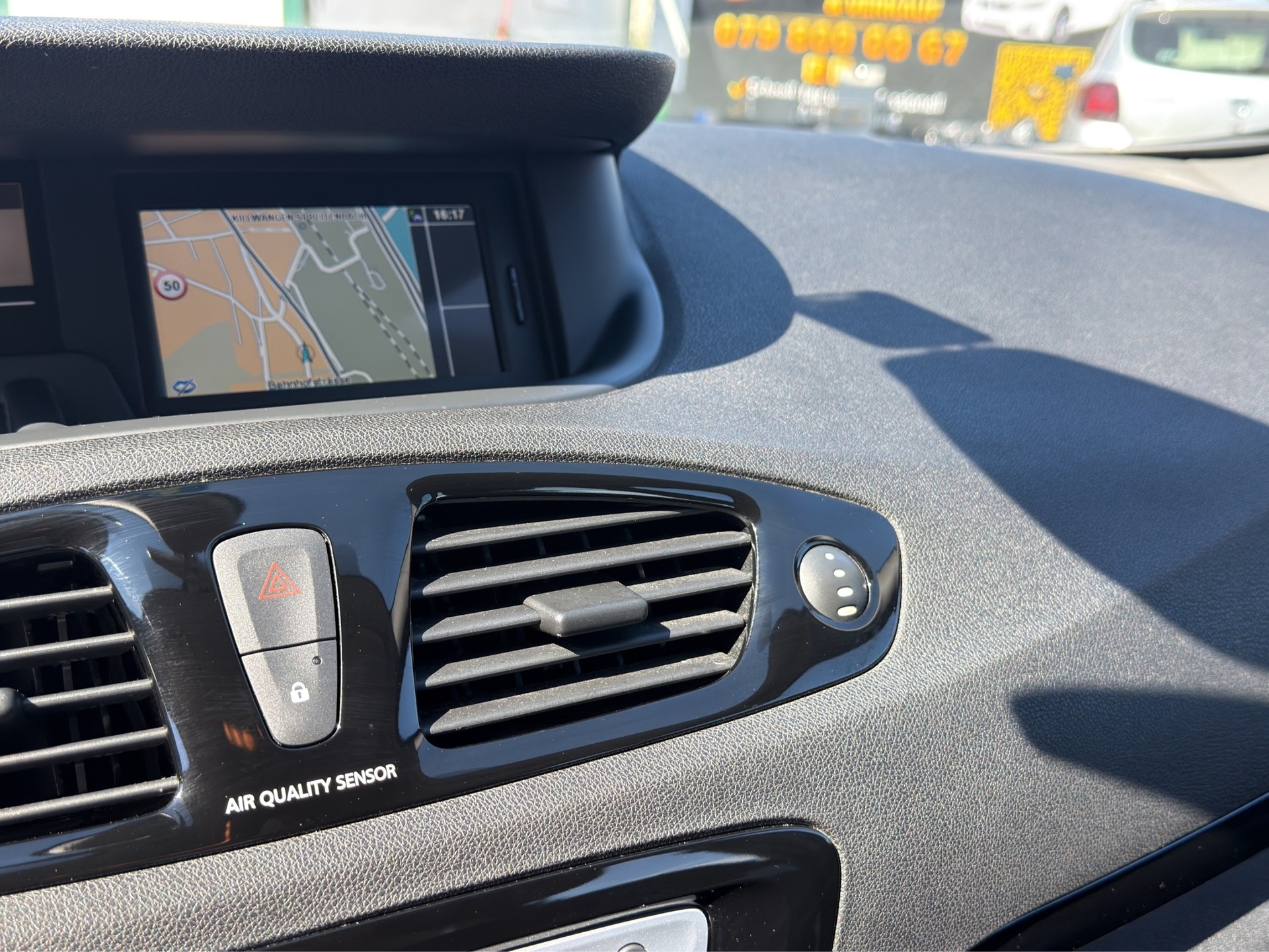 RENAULT Scénic 1.6 dCi Bose-image-14