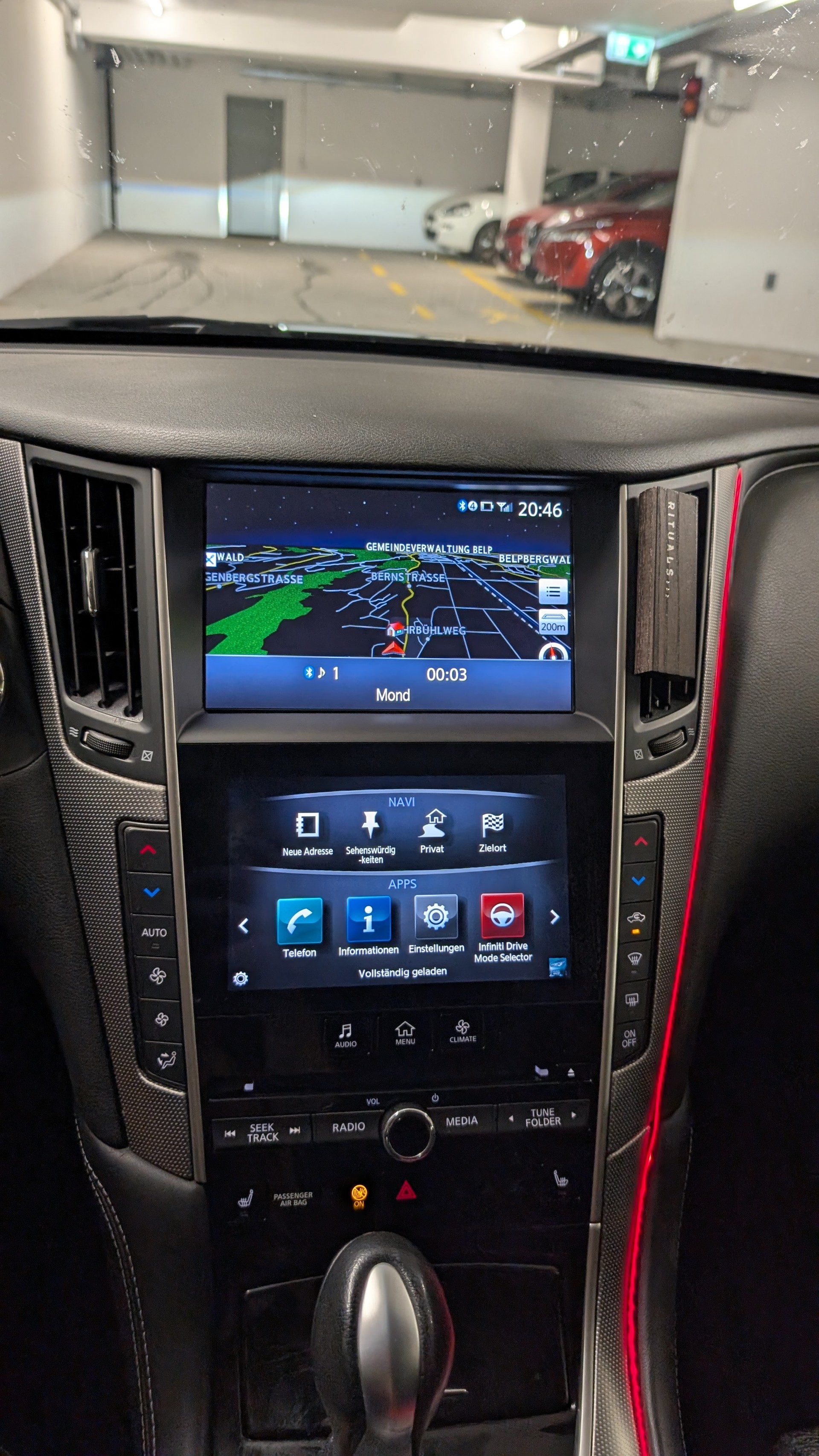 INFINITI 3.5 S Hybrid Sport Tech AWD-image-5