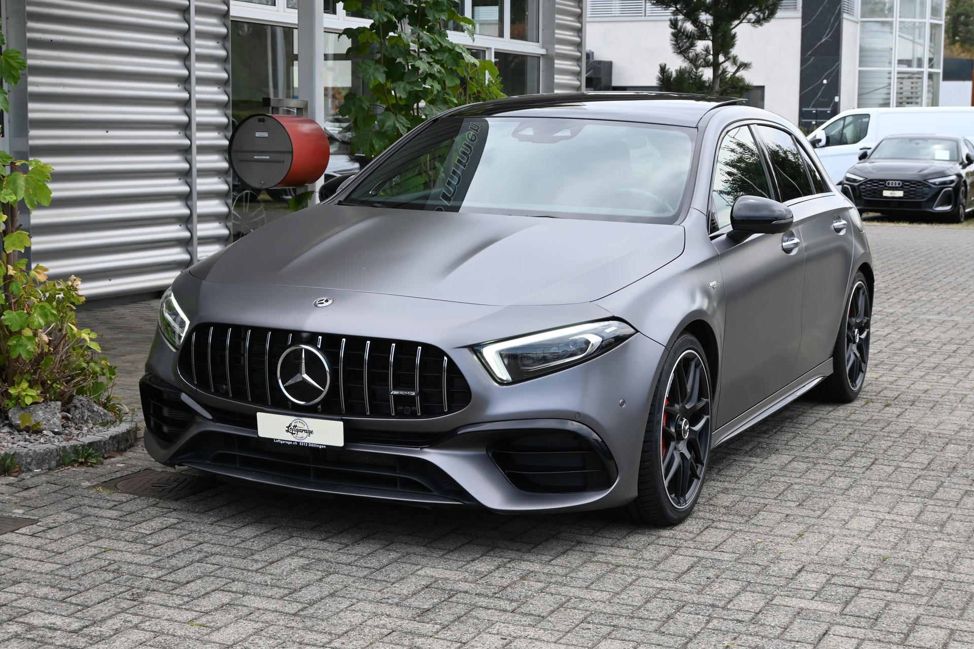 MERCEDES-BENZ A 45 S AMG 4Matic+ Speedshift-showroom-element-1