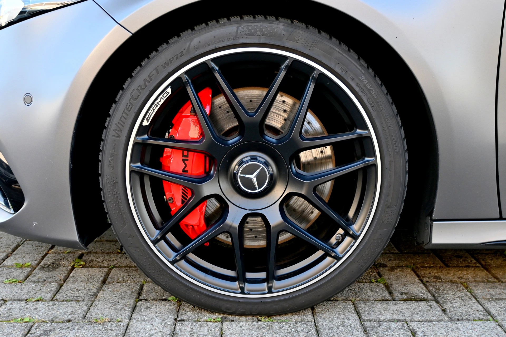 MERCEDES-BENZ A 45 S AMG 4Matic+ Speedshift-image-8