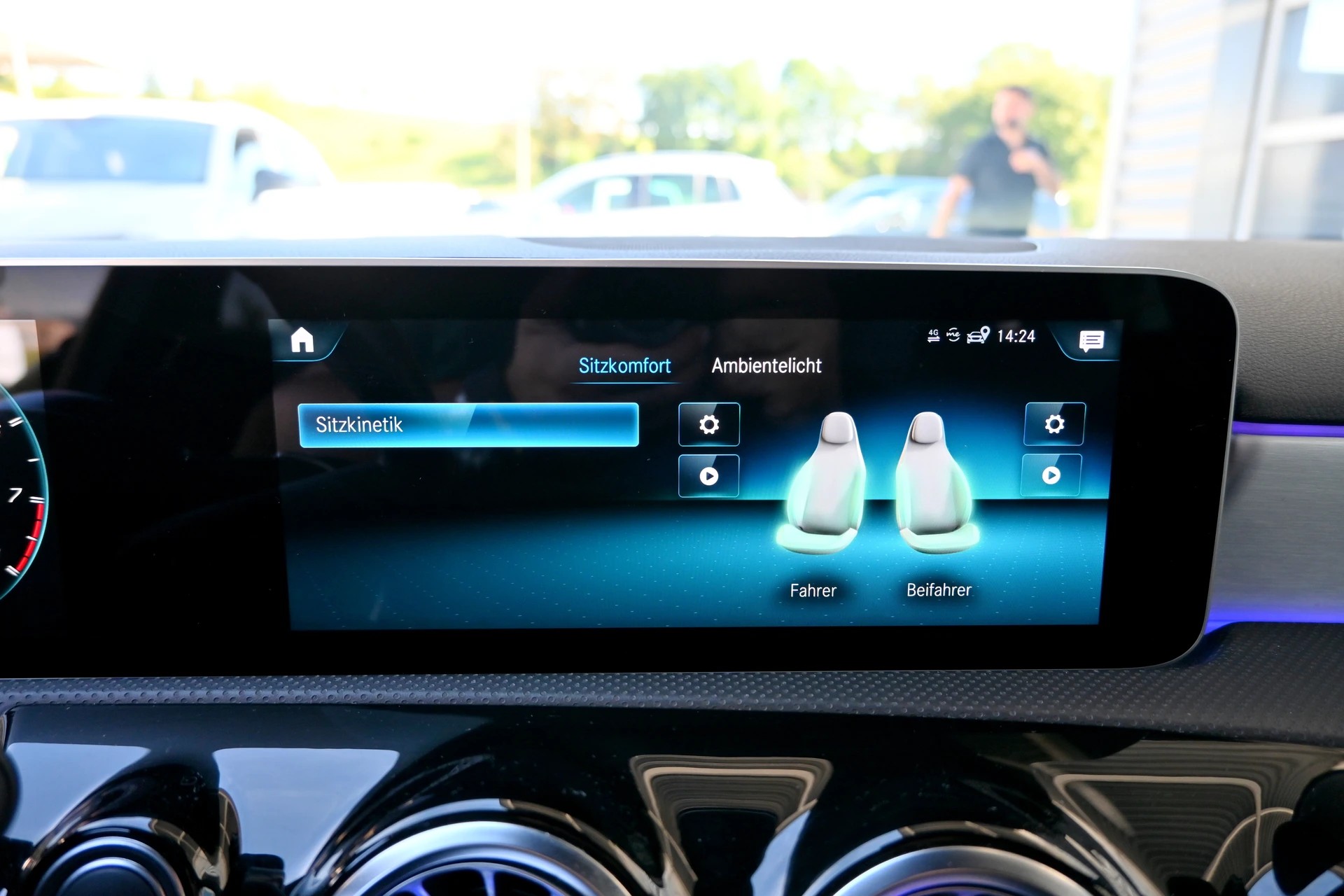 MERCEDES-BENZ A 45 S AMG 4Matic+ Speedshift-image-26
