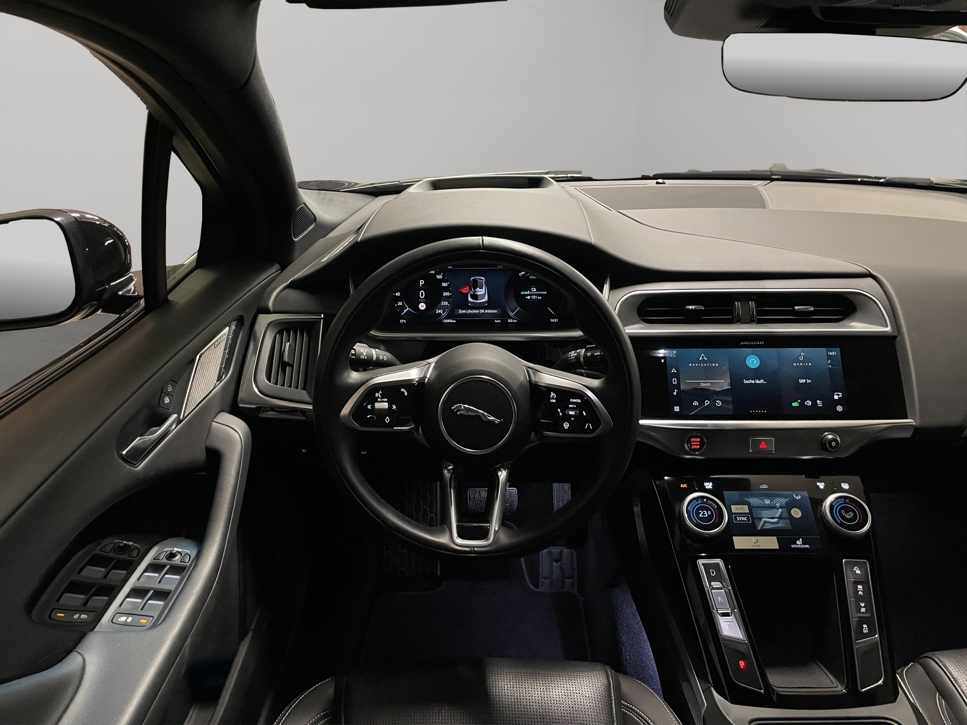 JAGUAR I-Pace EV400 Black AWD-image-8