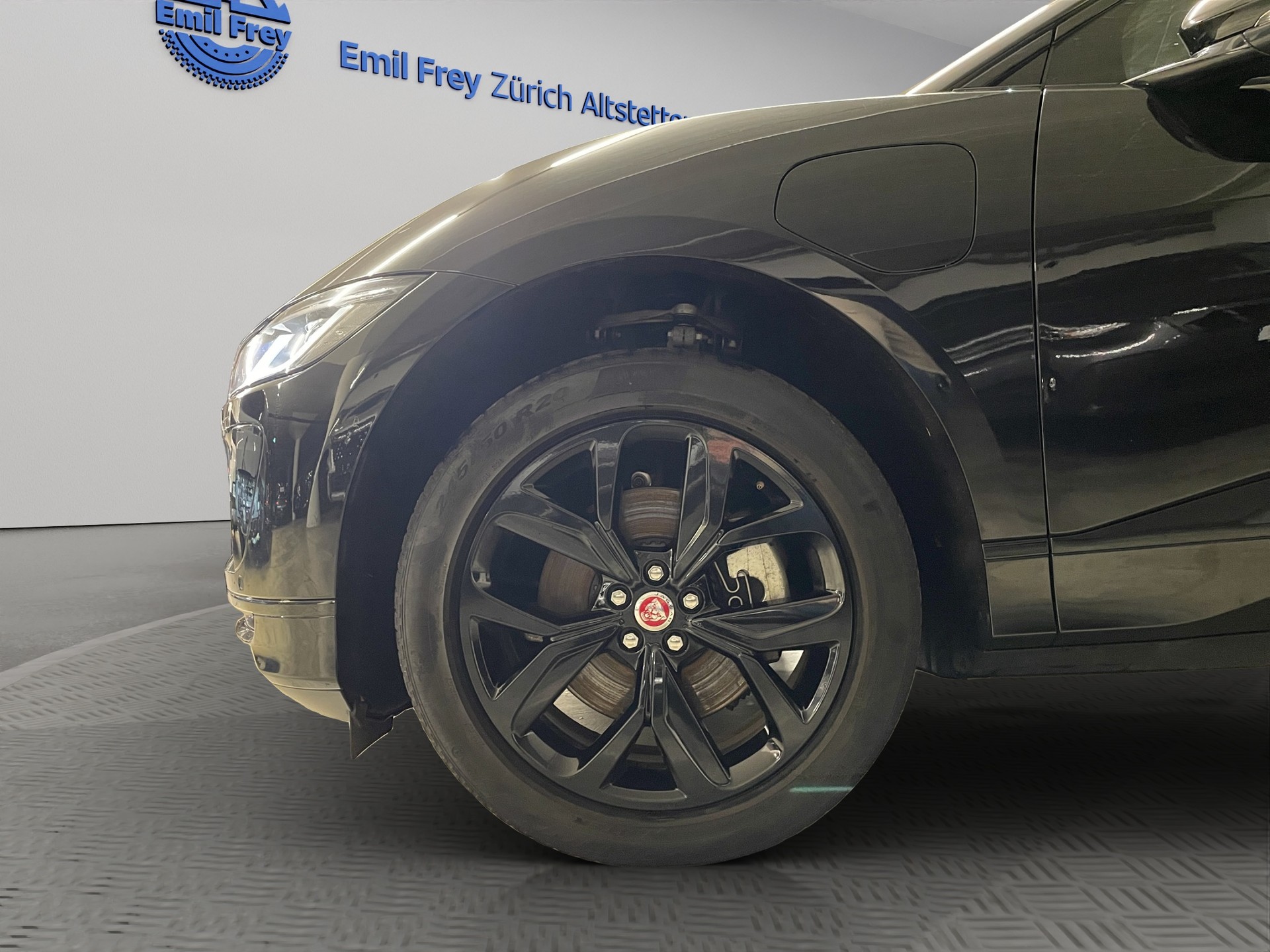 JAGUAR I-Pace EV400 Black AWD-image-12
