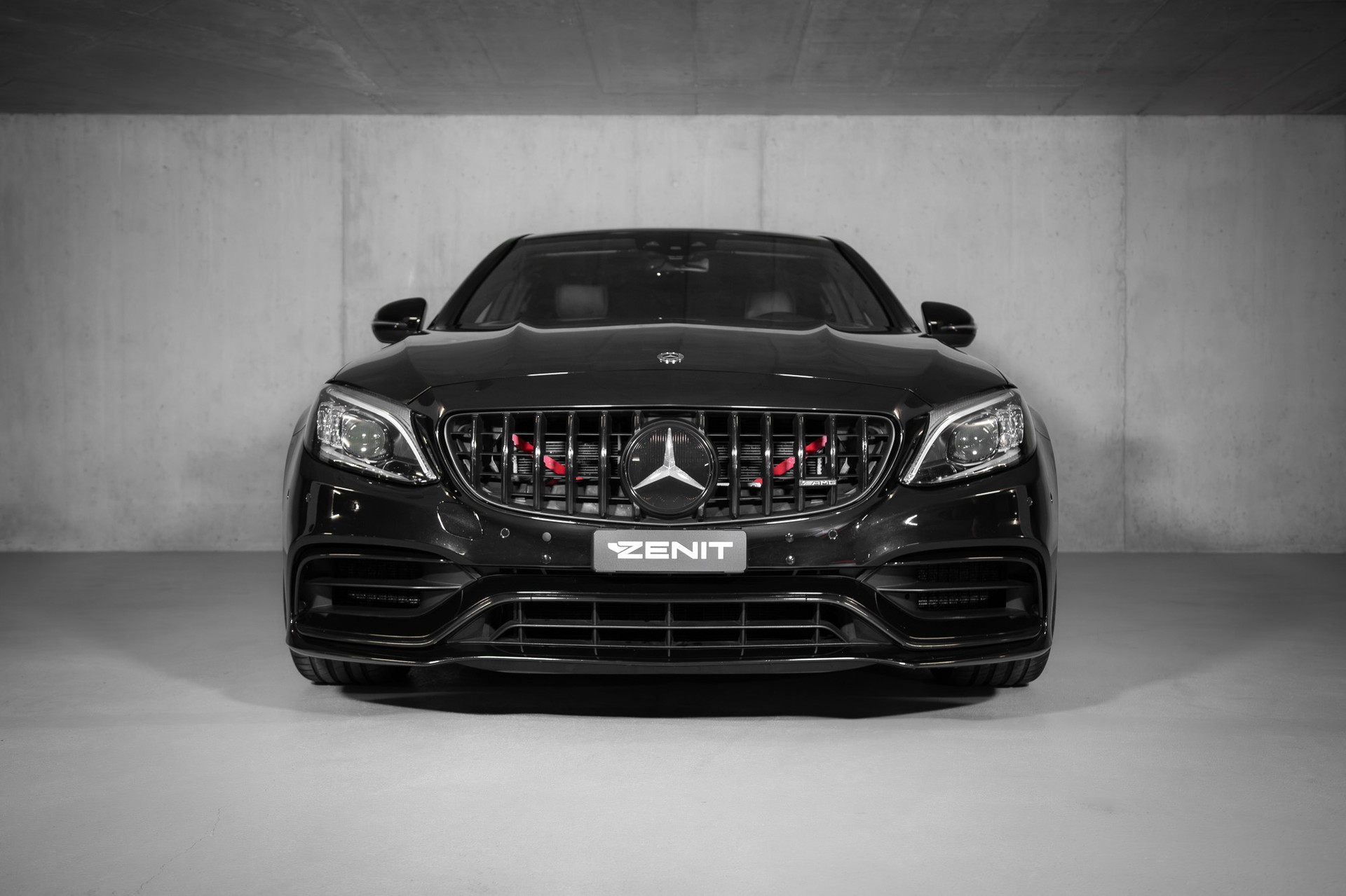 MERCEDES-BENZ C 63 AMG Speedshift-image-2