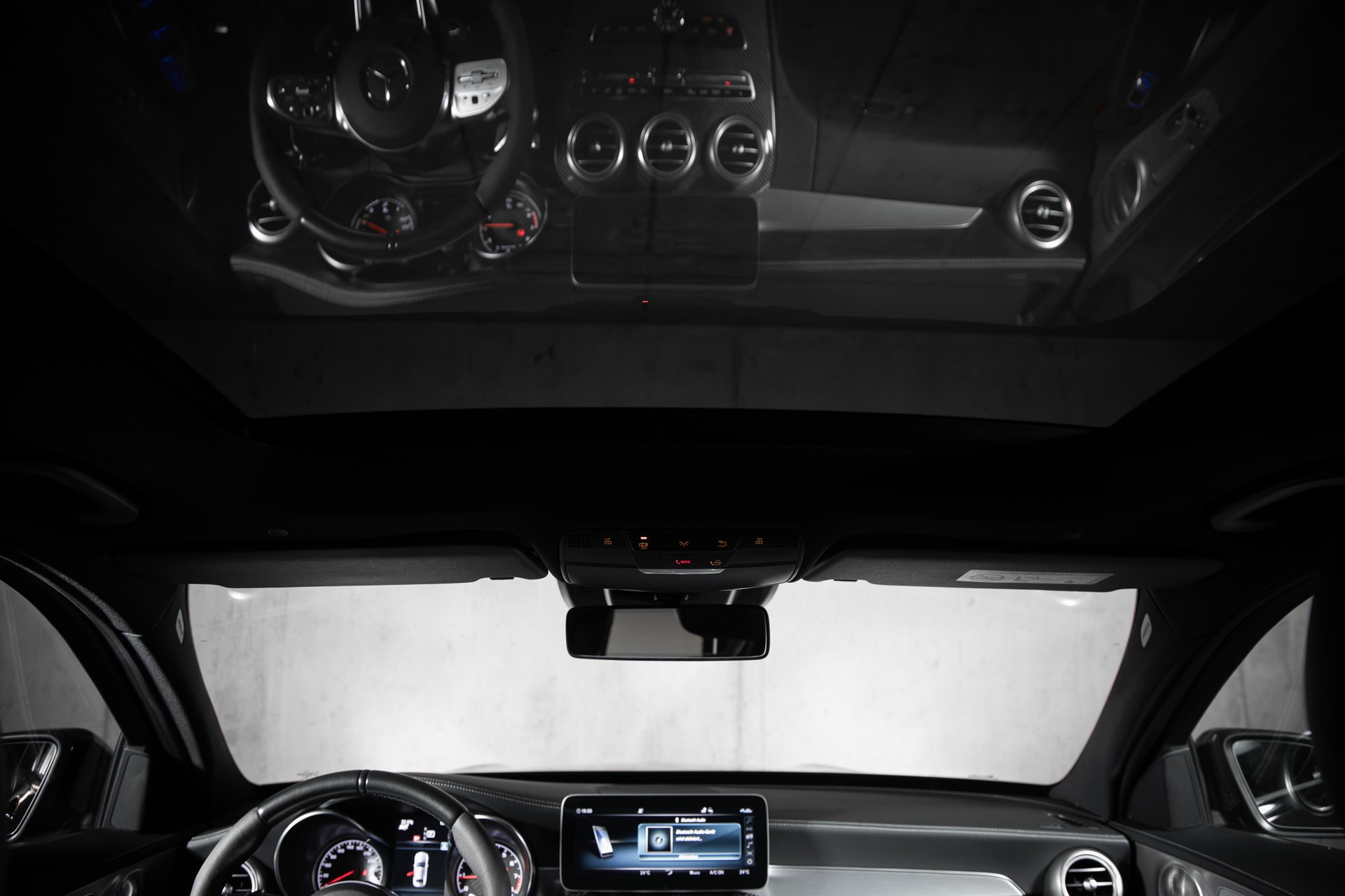 MERCEDES-BENZ C 63 AMG Speedshift-image-24