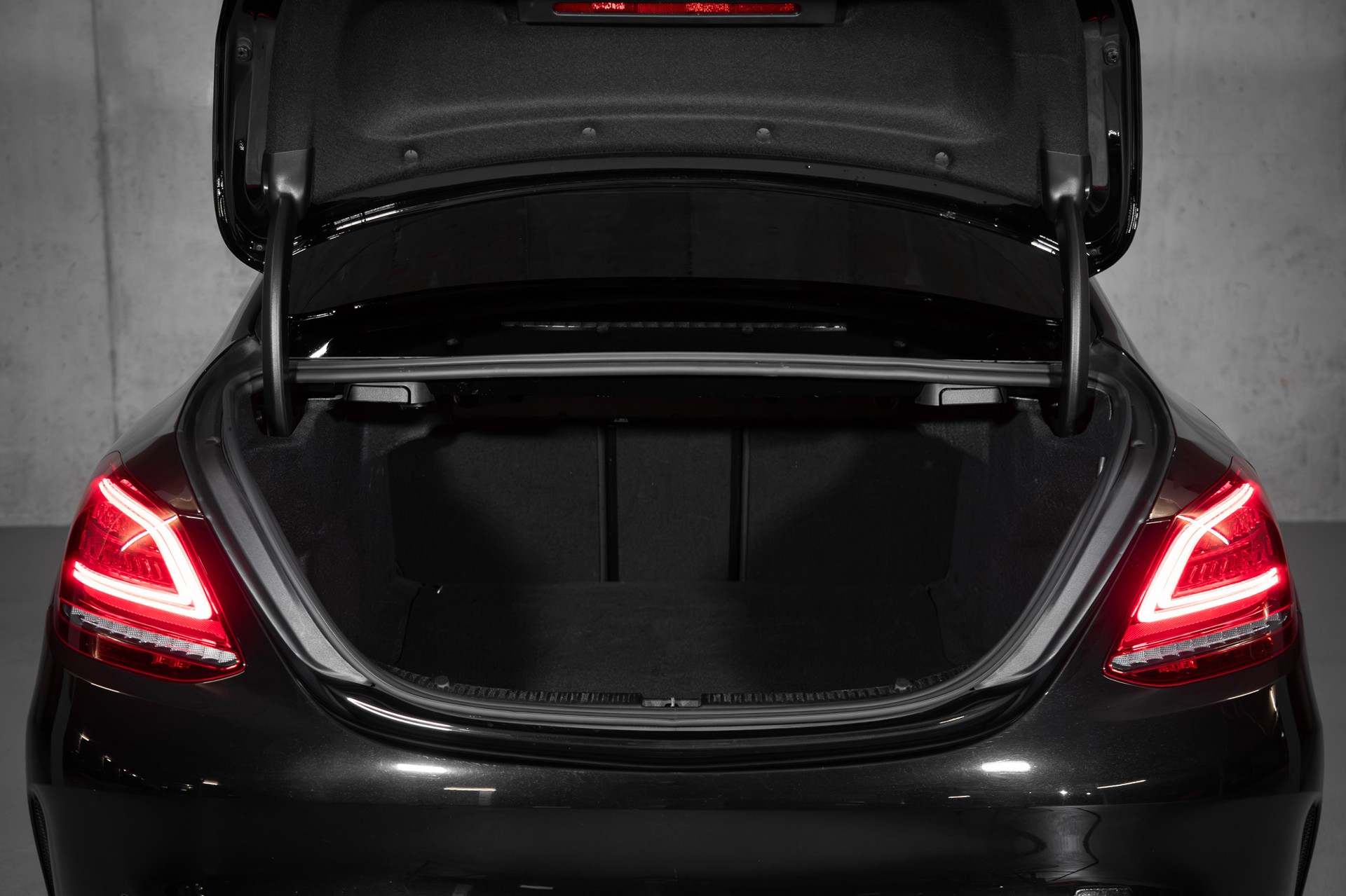 MERCEDES-BENZ C 63 AMG Speedshift-image-9