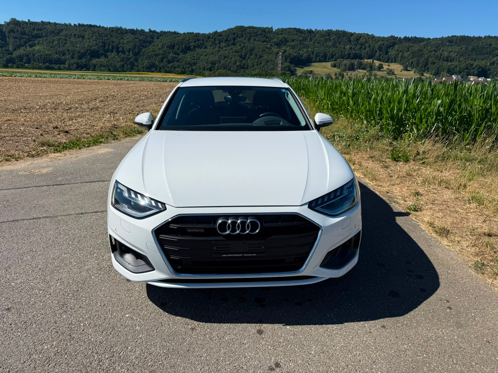 AUDI A4 Avant 40 TDI Attraction quattro S-tronic-image-7