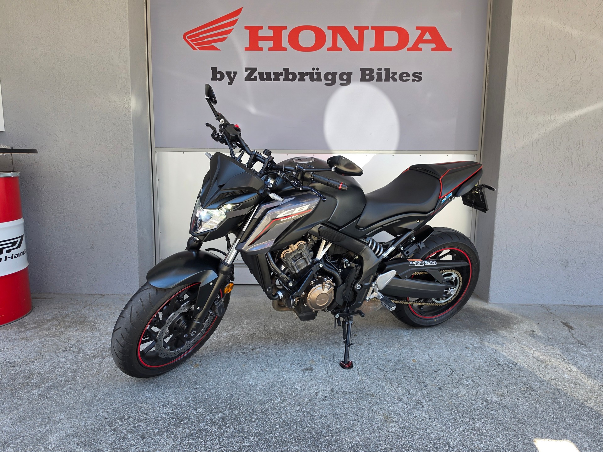 HONDA CB 650 F ABS-showroom-element-2