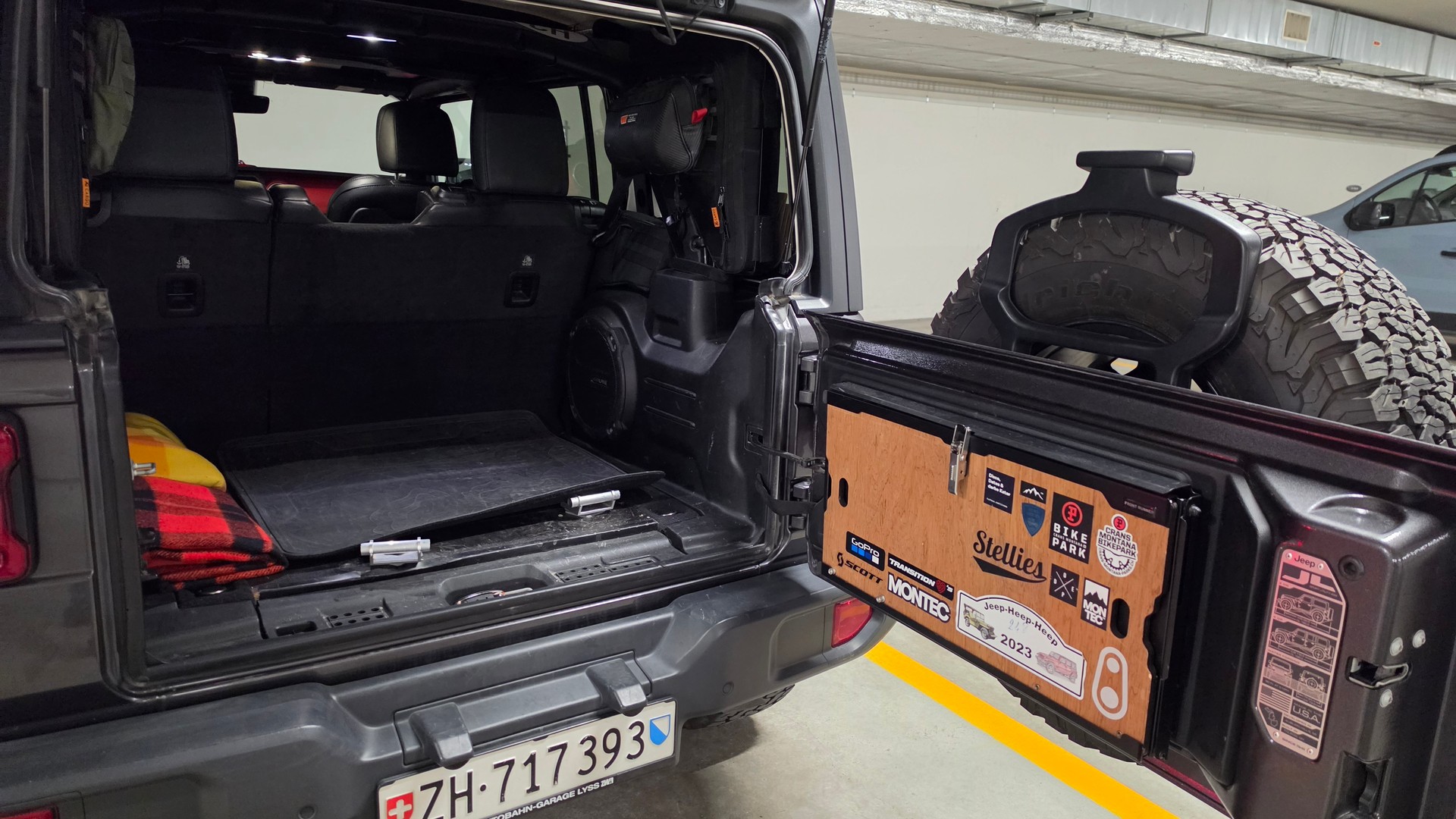 JEEP 2.0 Turbo Rubicon Unlimited-image-5
