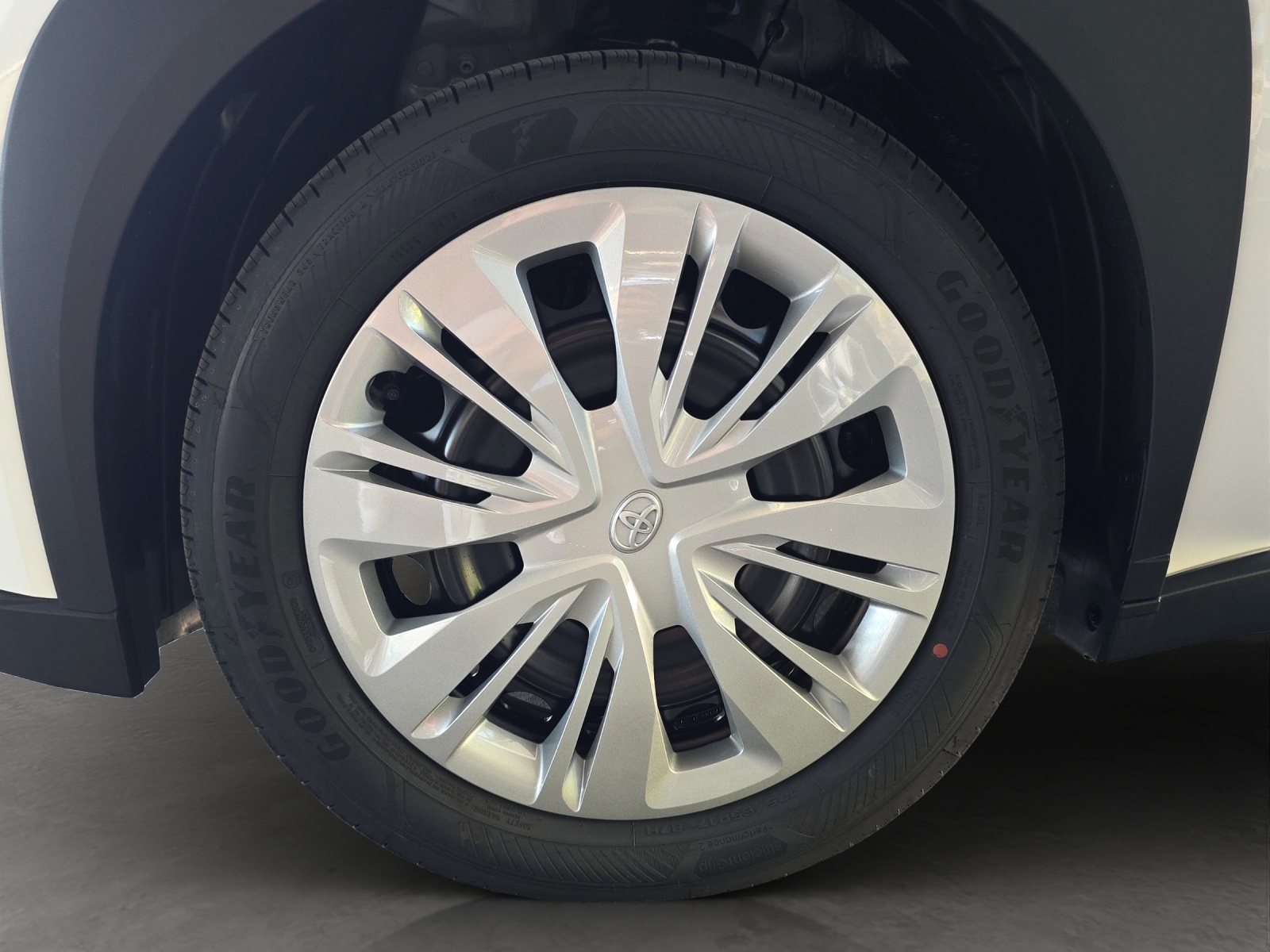TOYOTA Aygo X 1.5 VVT-i HSD Comfort-image-14