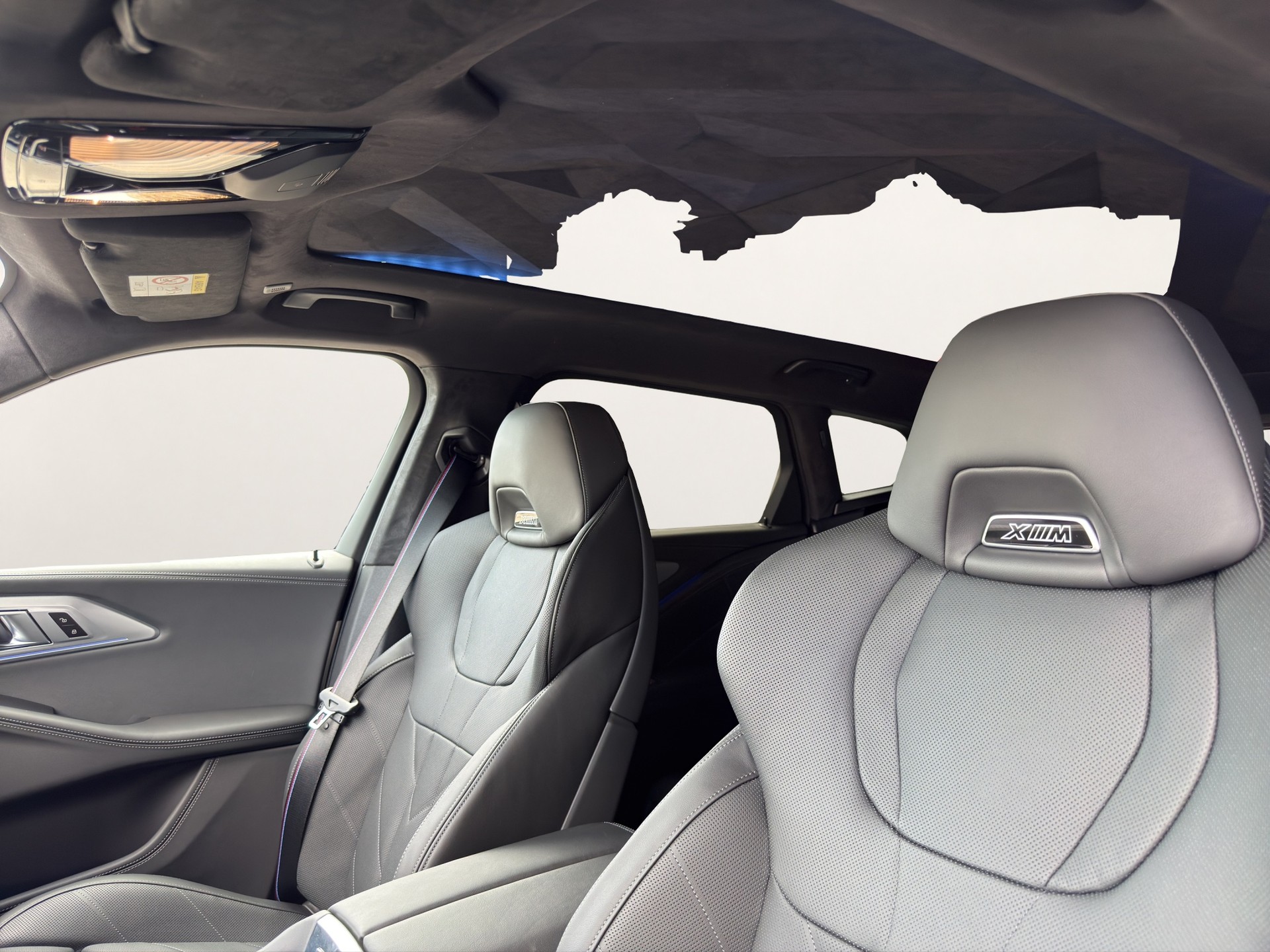 BMW XM xDrive 50e PHEV-image-15