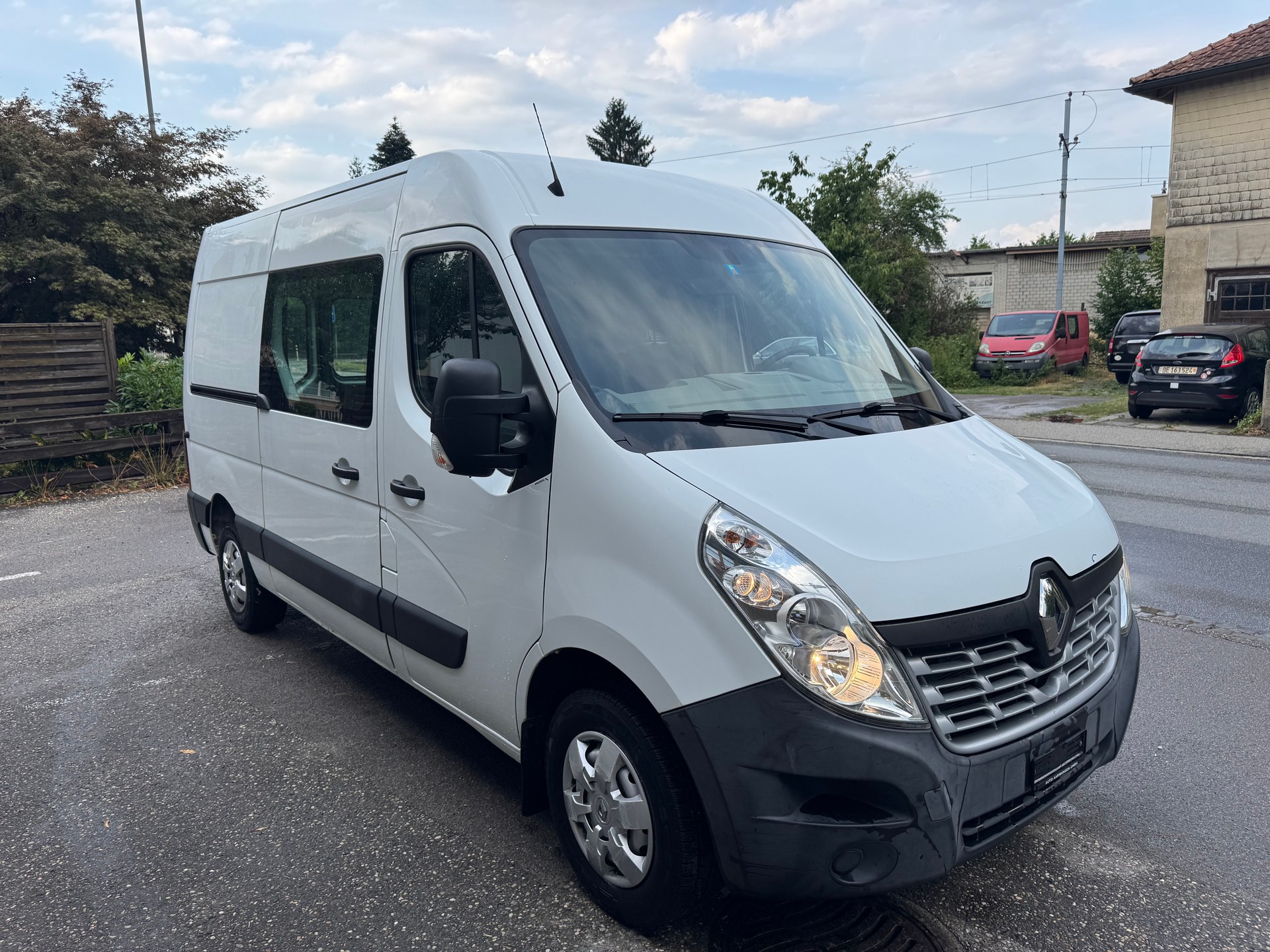 RENAULT Master T35 ENERGY 2.3dCi 145 L2H2-image-0