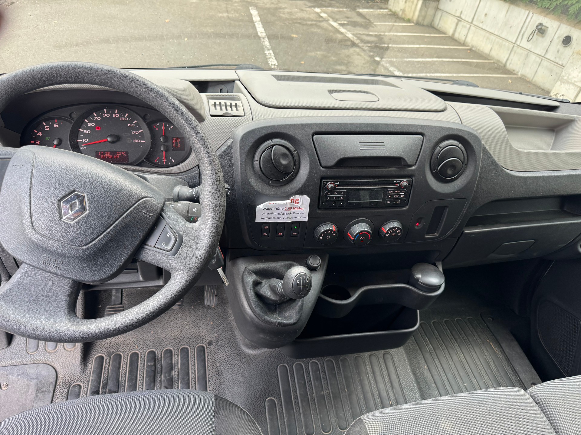 RENAULT Master T35 ENERGY 2.3dCi 145 L2H2-image-7