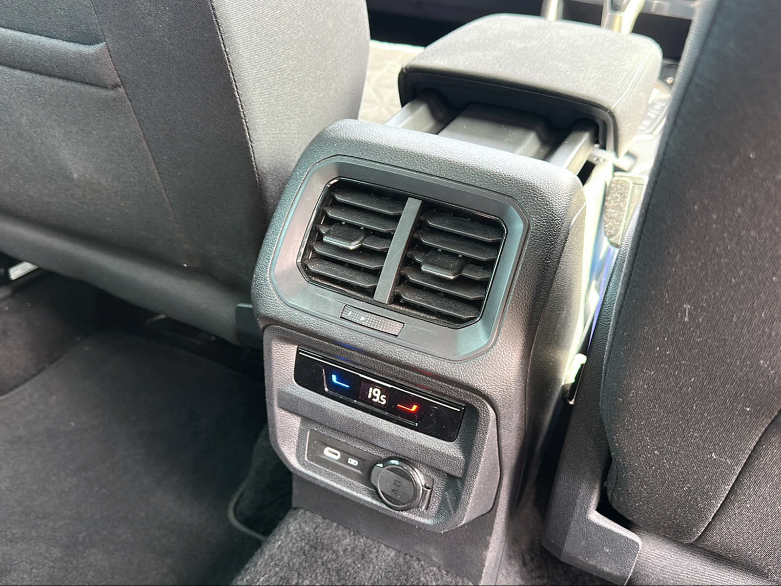 VW Tiguan 1.5TSI Evo Life DSG-image-16