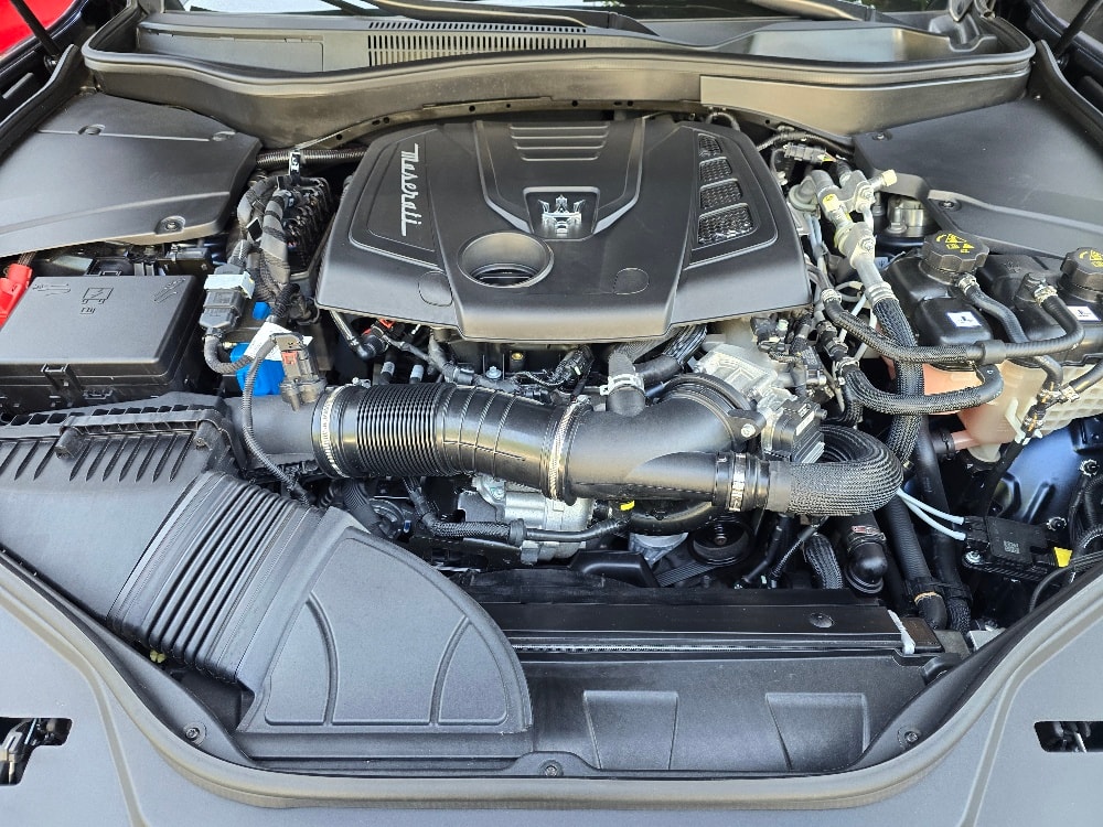 MASERATI 2.0 Hybrid GT-image-6