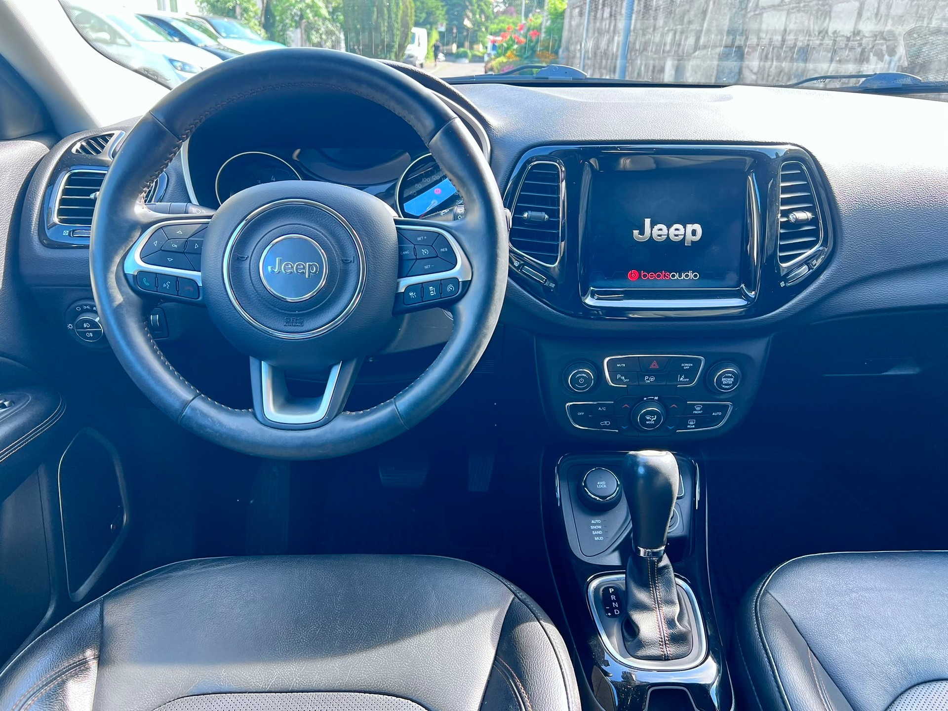 JEEP Compass 1.4 Turbo Limited AWD 9ATX-image-5