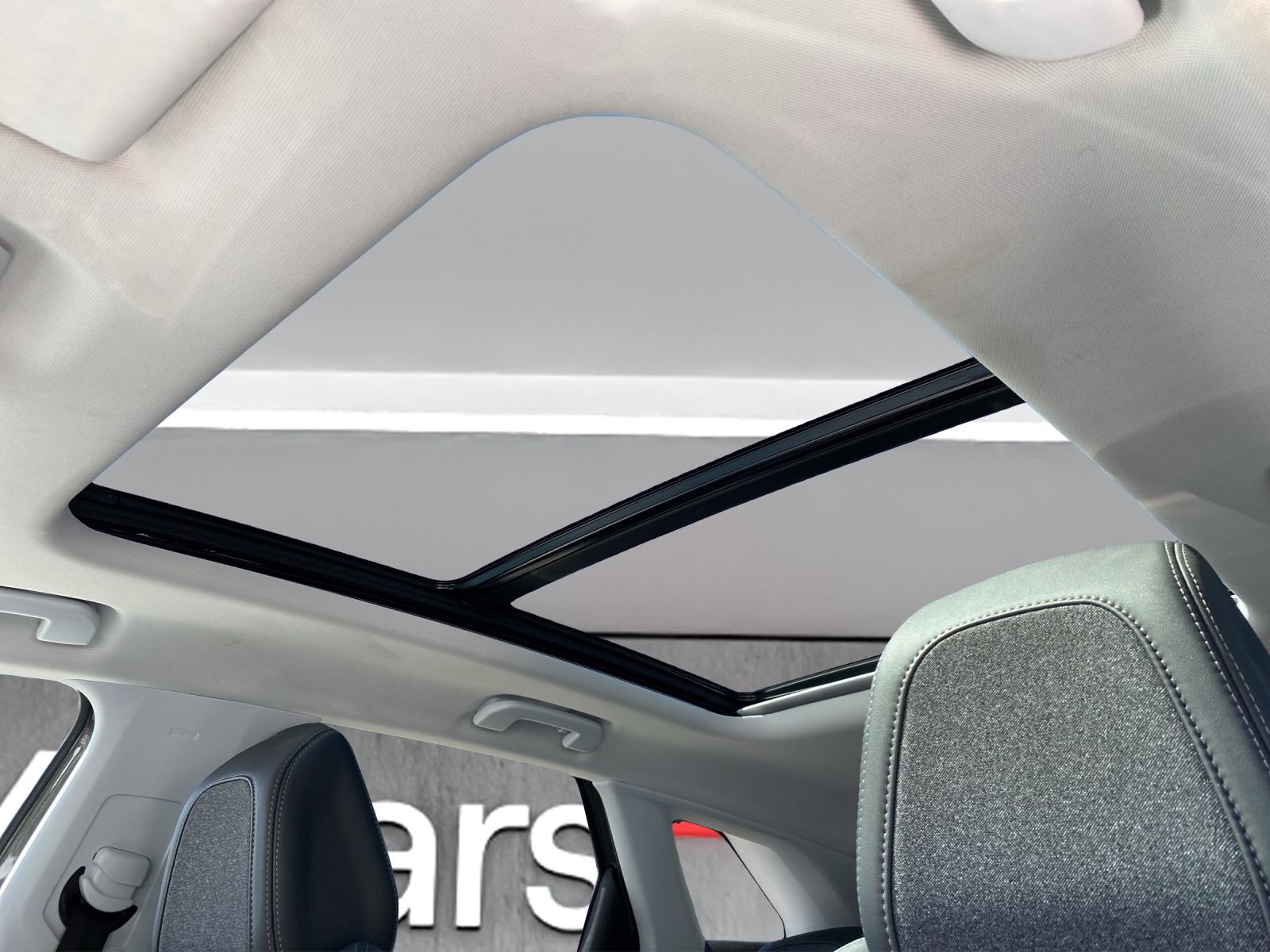 PEUGEOT 3008 1.6 THP Allure EAT-image-13