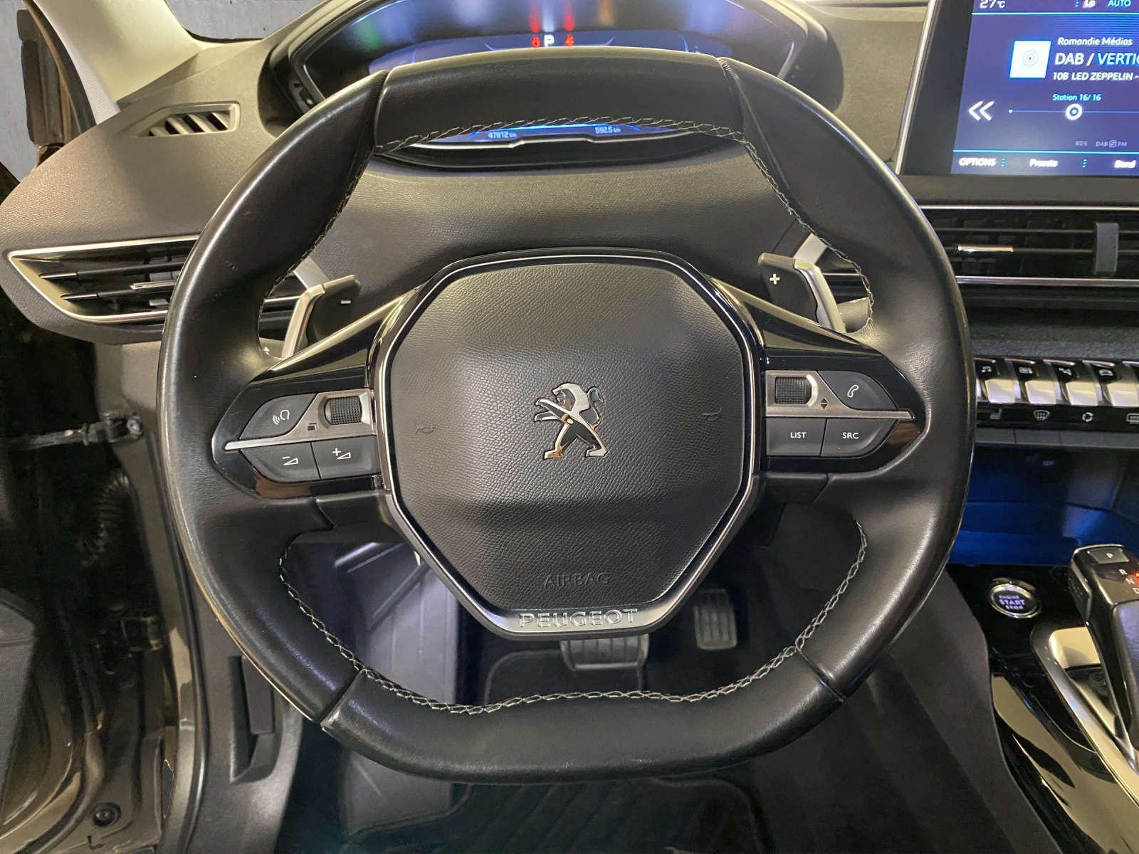 PEUGEOT 3008 1.6 THP Allure EAT-image-8
