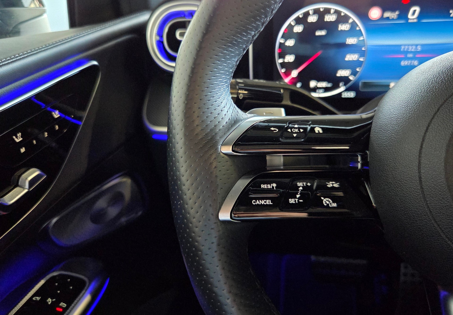 MERCEDES-BENZ GLC 400 e AMG Line 4matic Coupé-image-20
