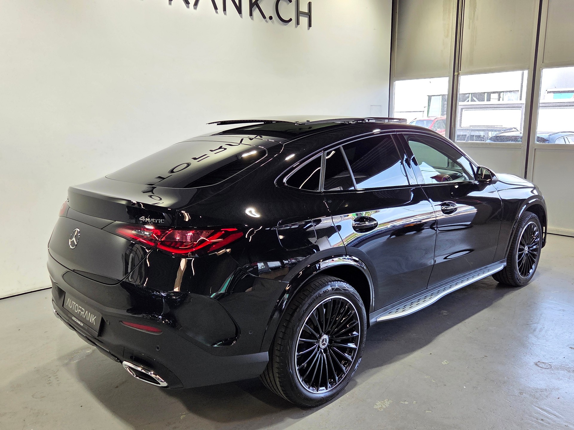 MERCEDES-BENZ GLC 400 e AMG Line 4matic Coupé-image-9